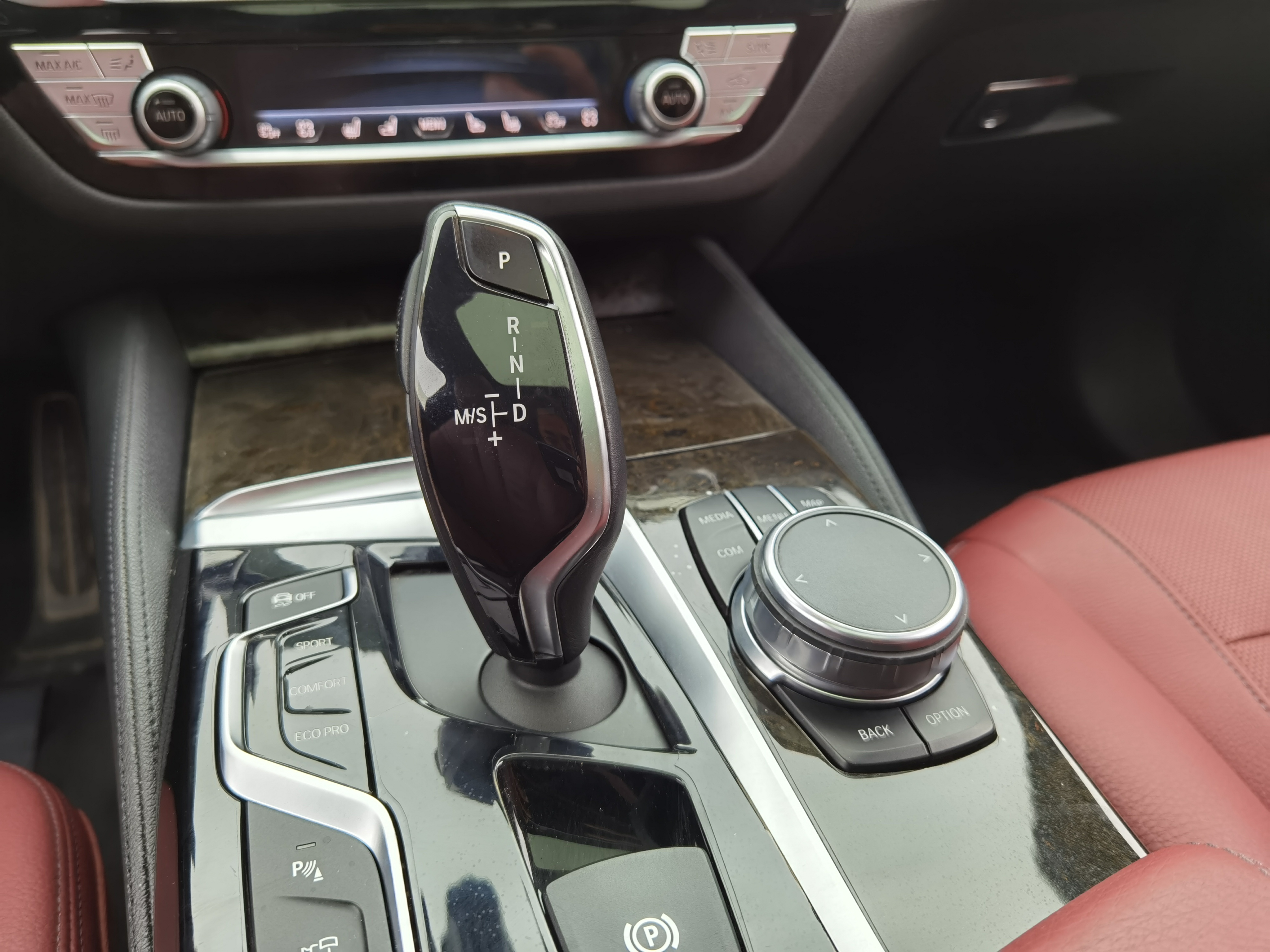 BMW 5 Series 2018 #14 BMW 5 Series 2018 car image #14
