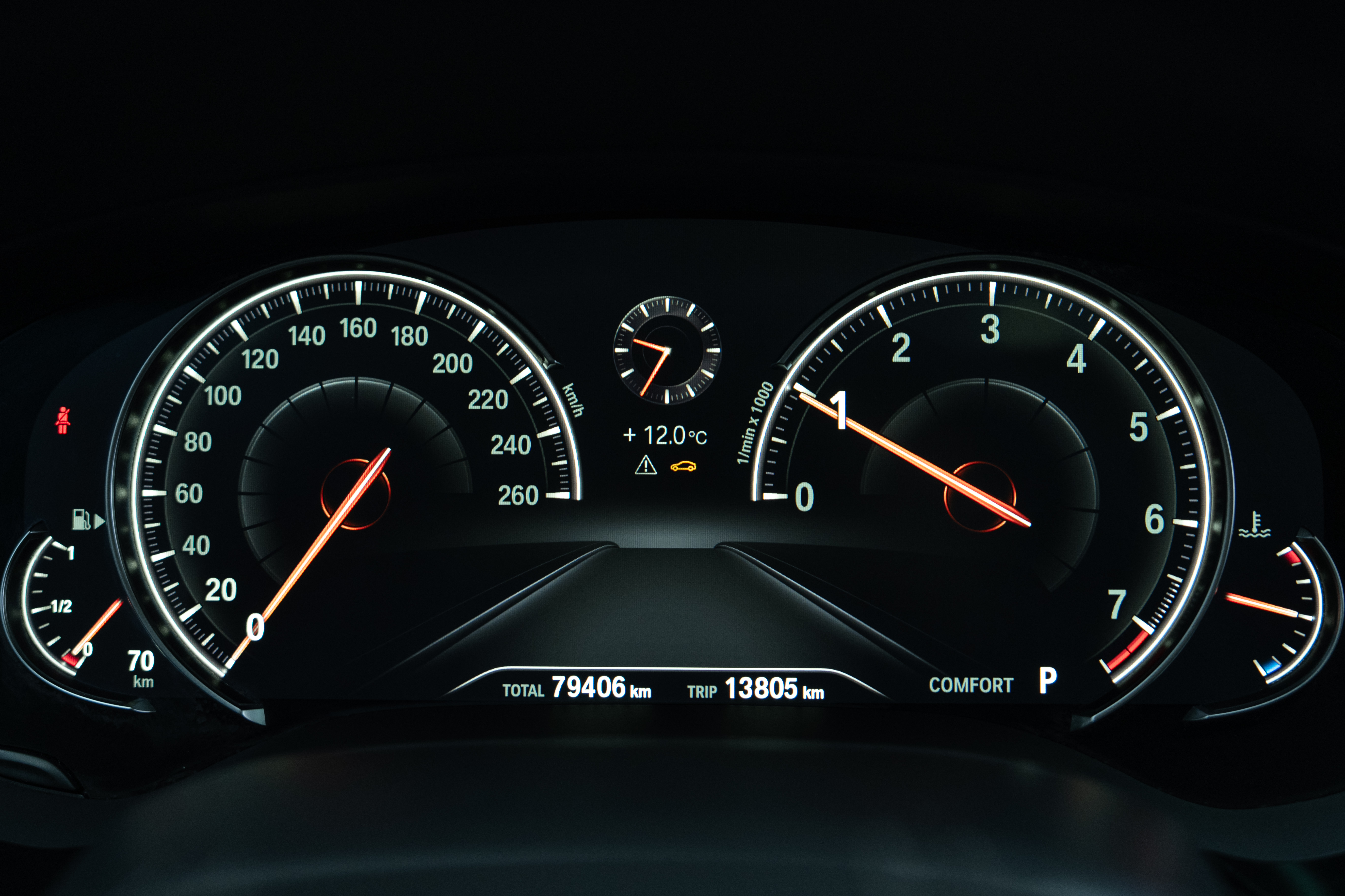 BMW 5 Series 2018 car image #14