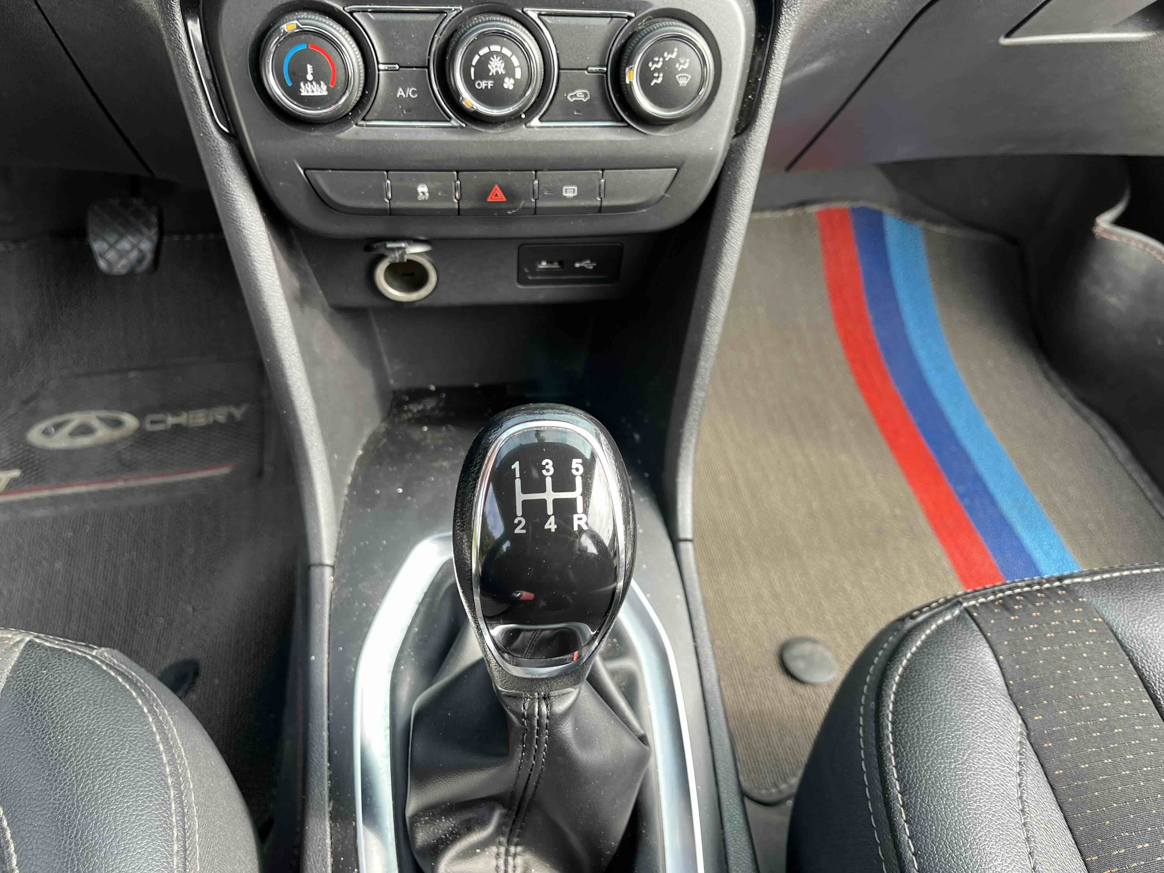 Chery Tiggo 3x 2018 car image #14