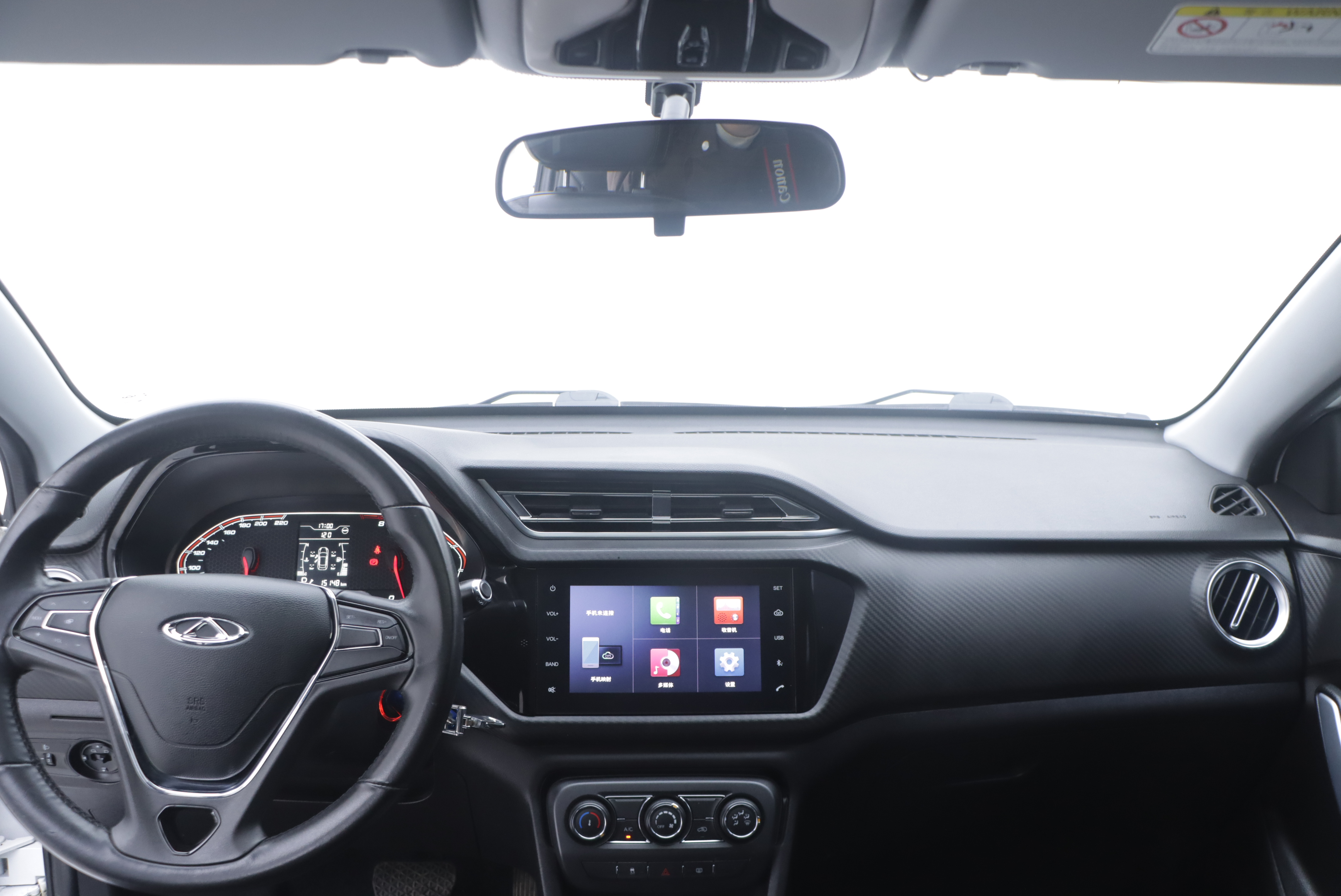 Chery Tiggo 3x 2018 immagine di auto #14