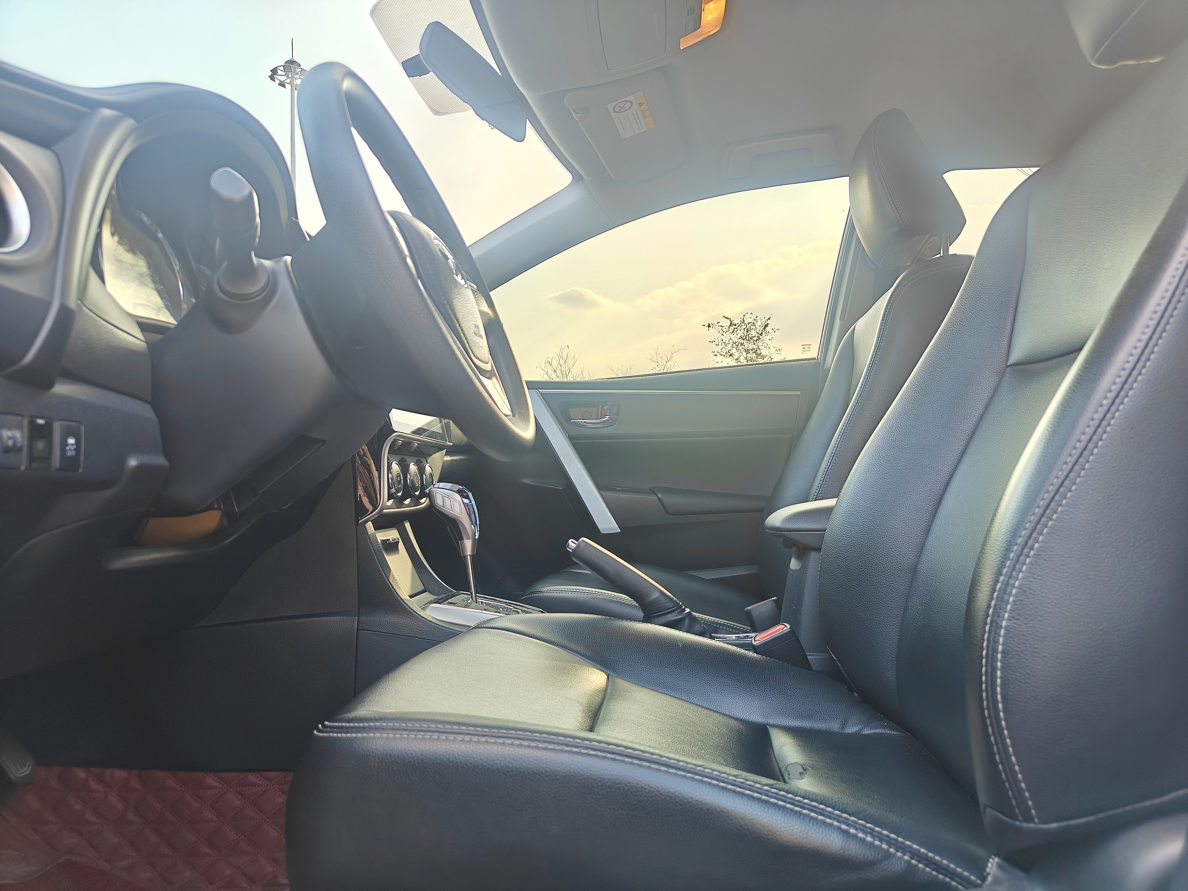 Toyota Corolla 2019 #14 Toyota Corolla 2019 car image #14