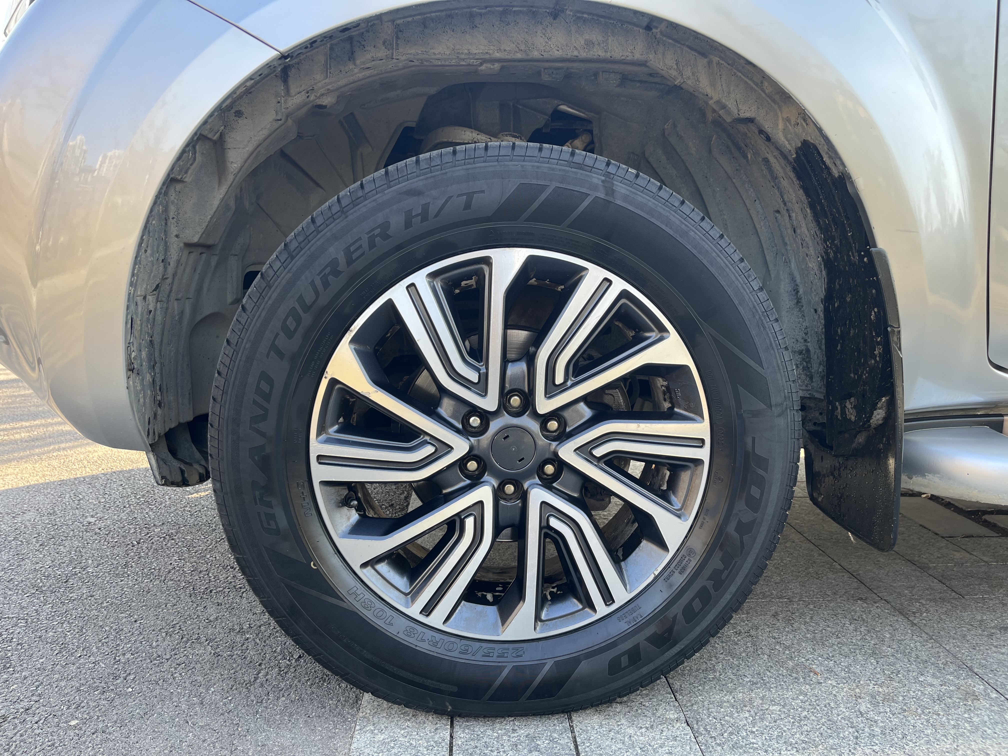 日产 途达 2019 汽车图片 #14