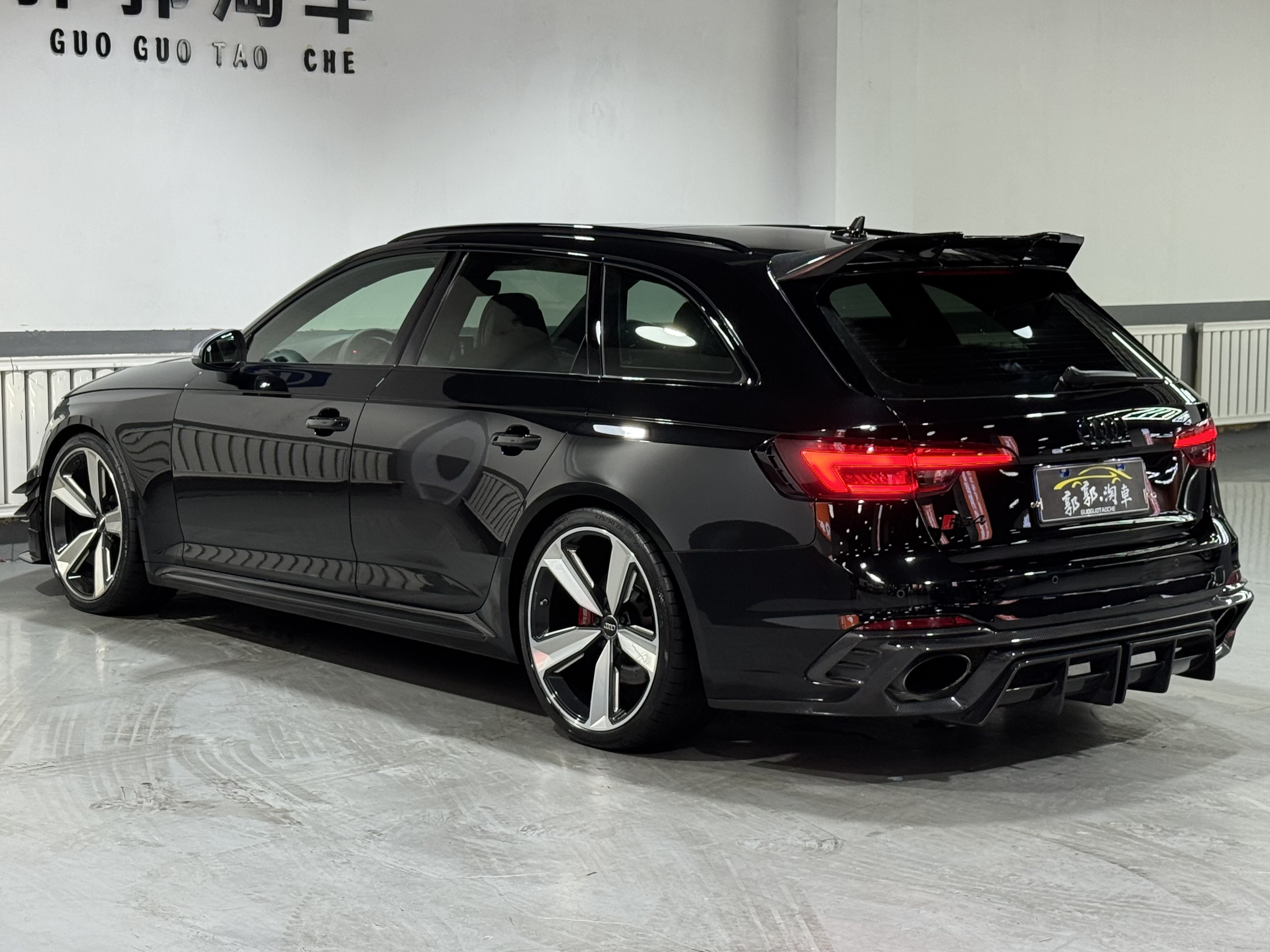 Audi RS 4 2020 #14 Audi RS 4 2020 car image #14