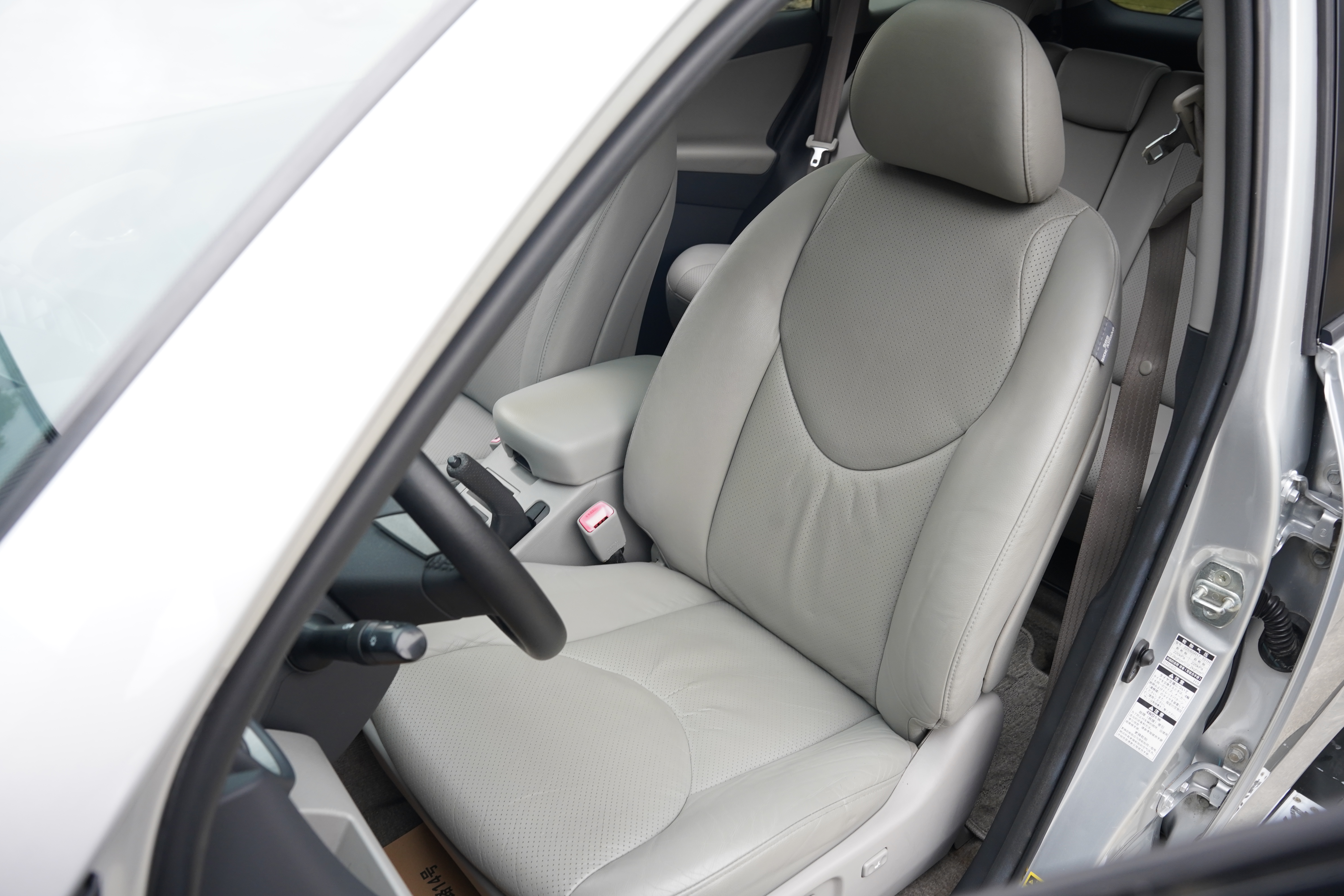 Toyota RAV4 2009 car image #14