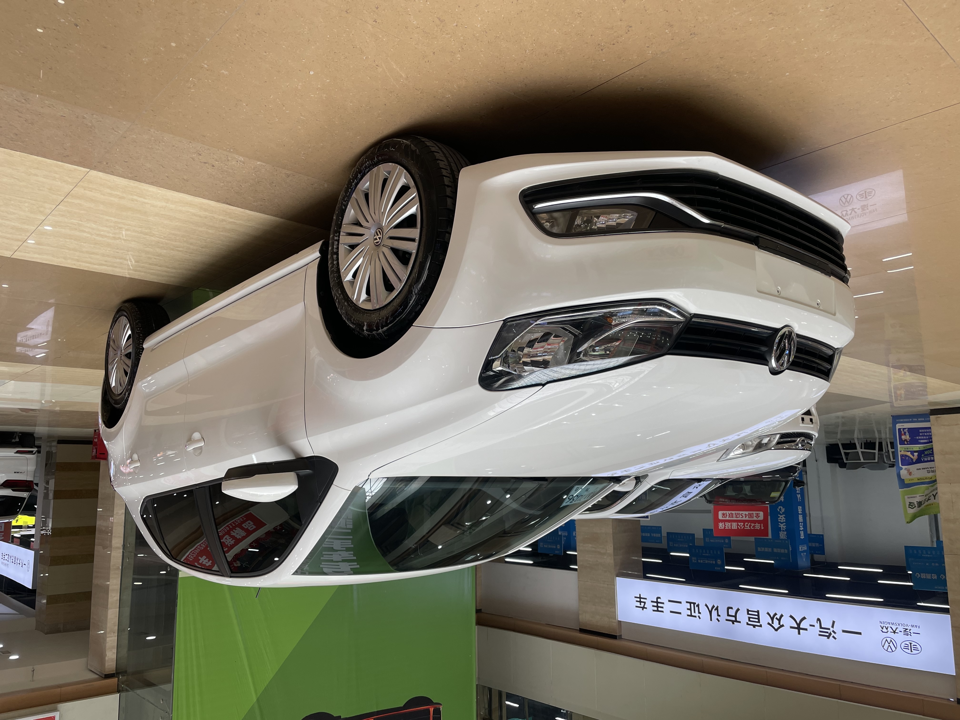 Polo 2019 #14 Polo 2019 car image #14