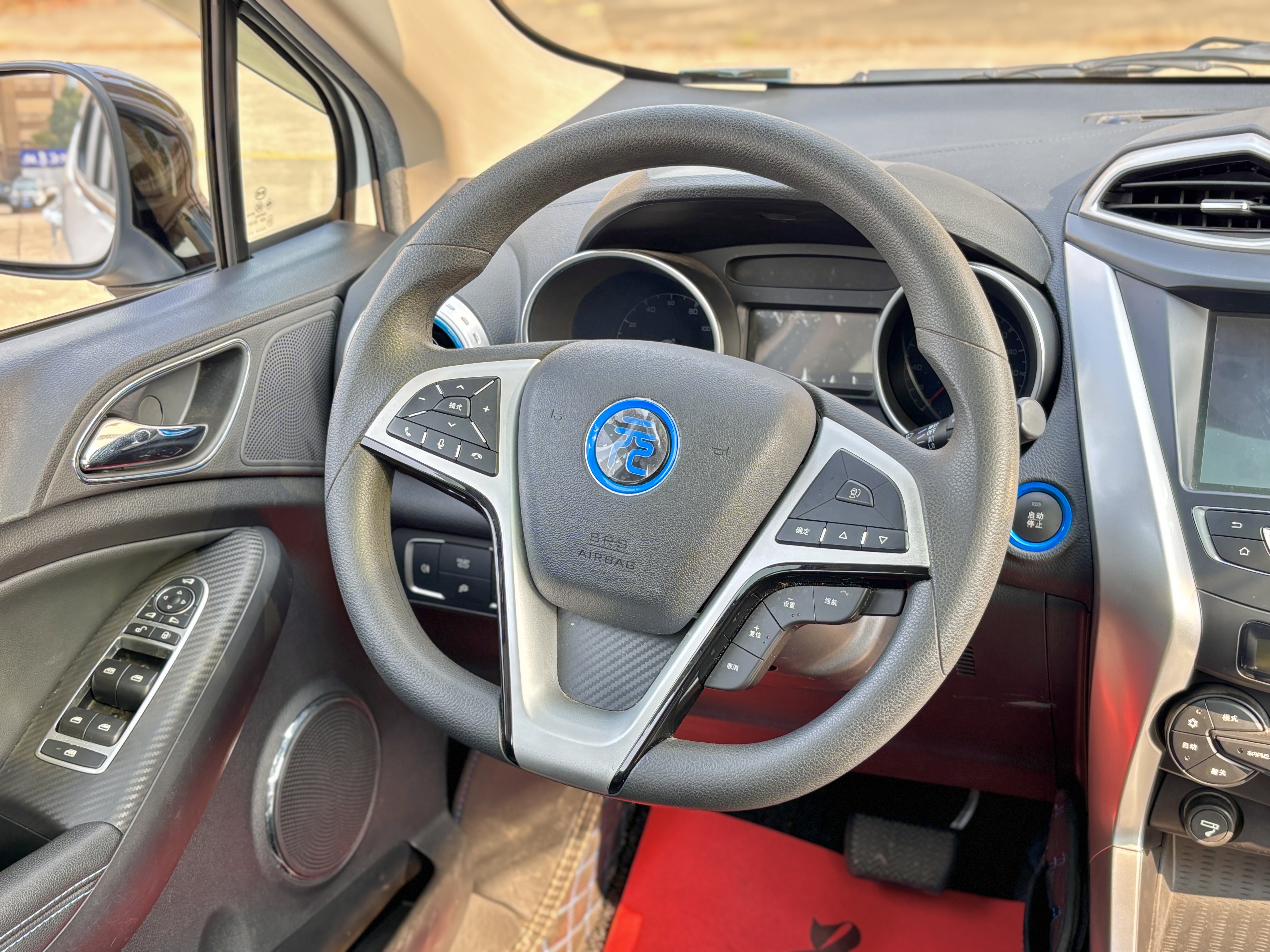 BYD Yuan New Energy 2018 car image #14