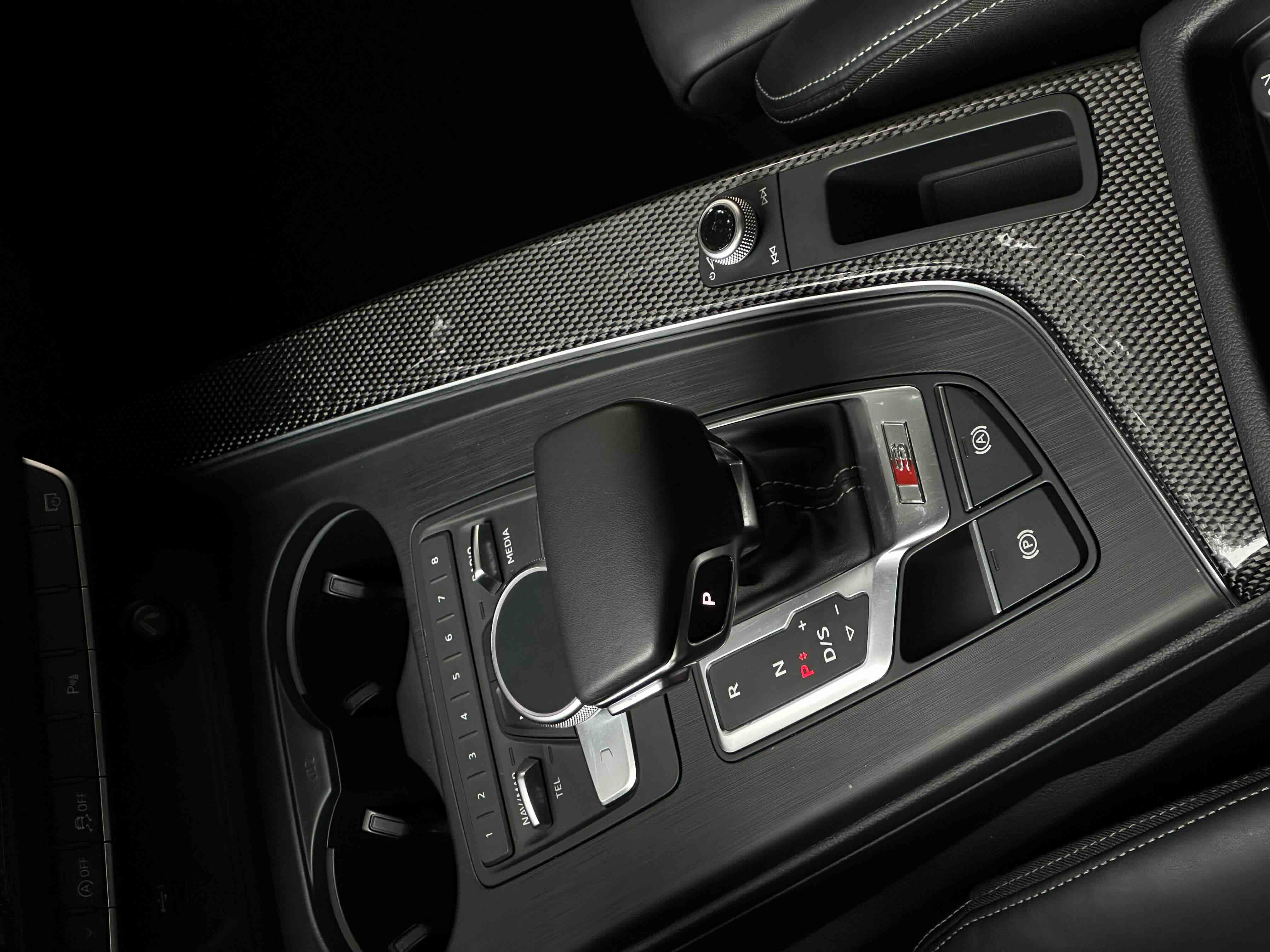 奥迪 奥迪S4 2018 汽车图片 #14