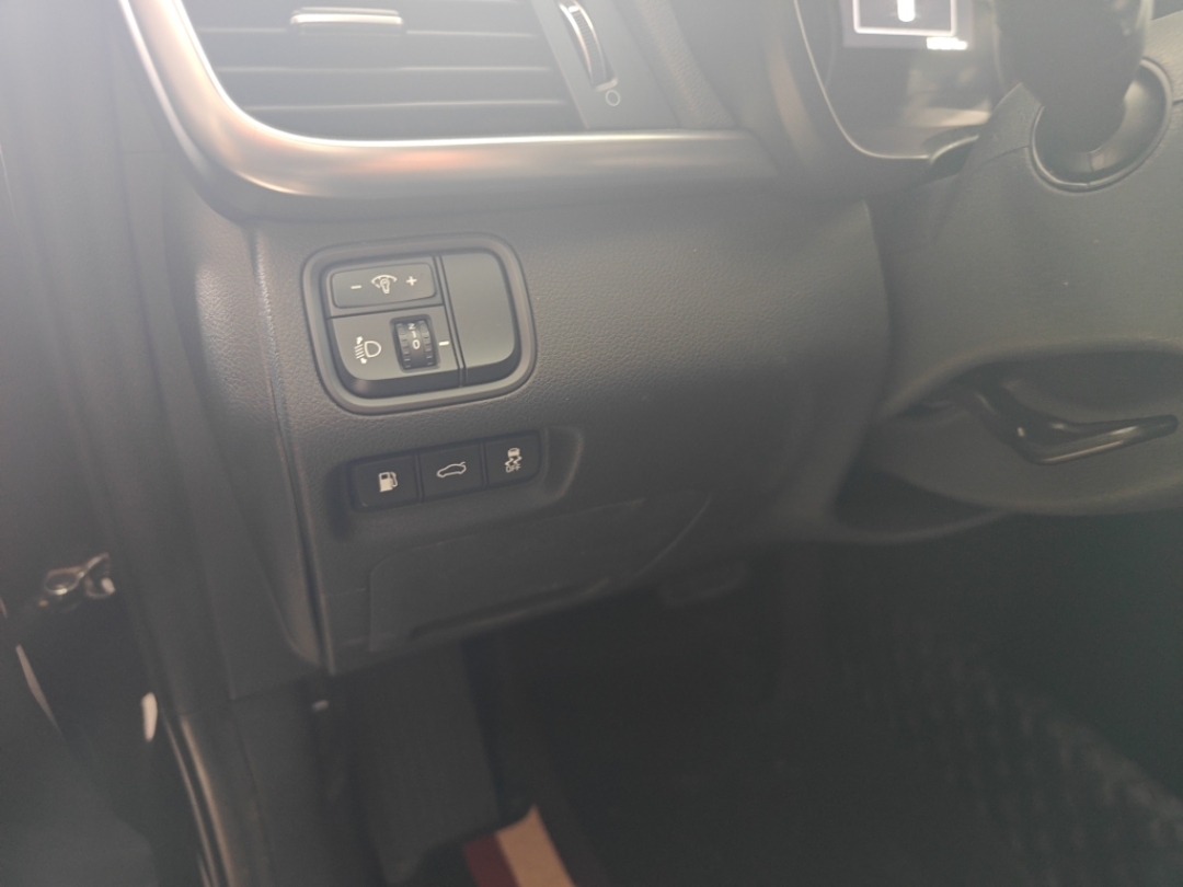 起亚 起亚K5新能源 2019 汽车图片 #14