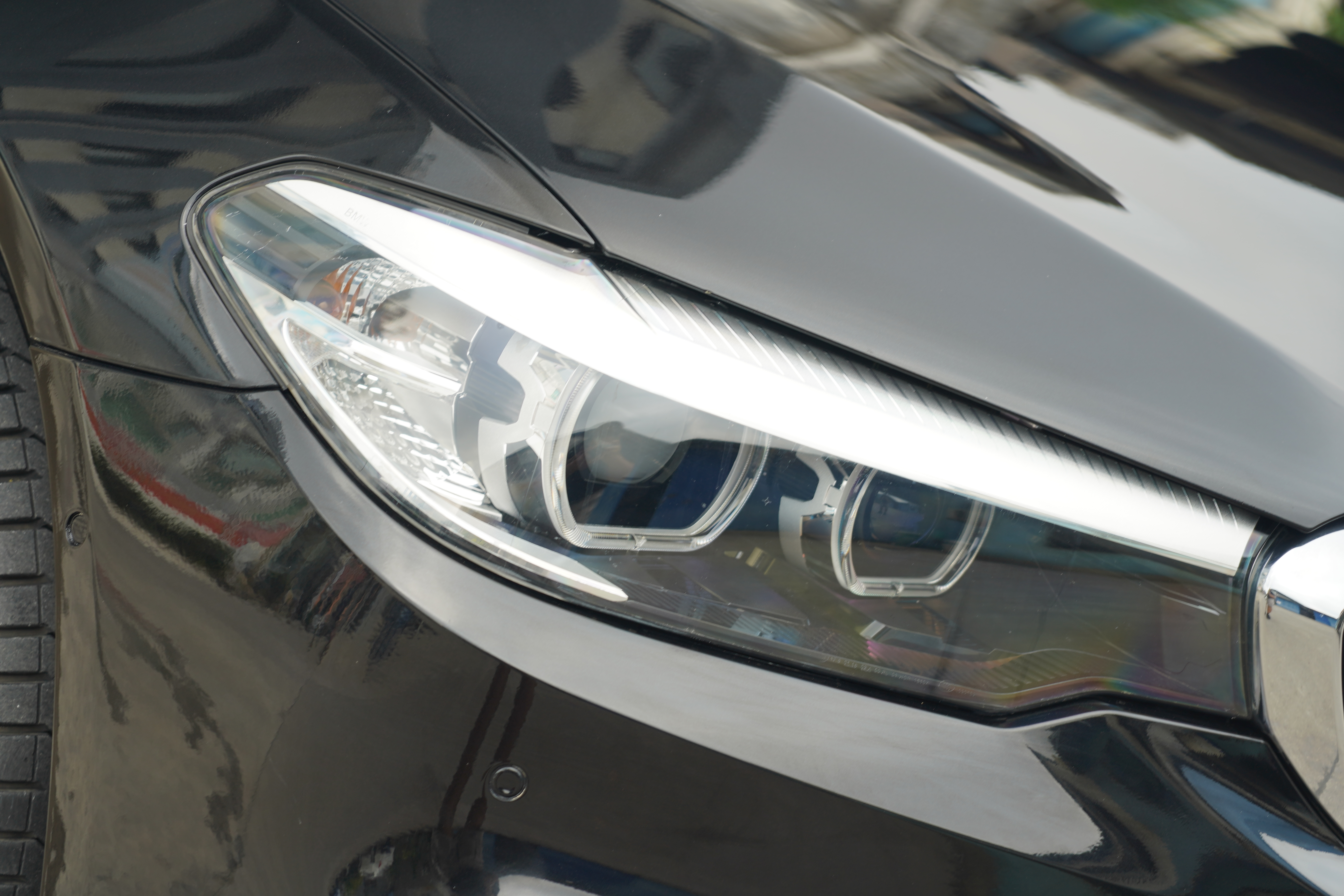 BMW 5 Series 2019 car image #14