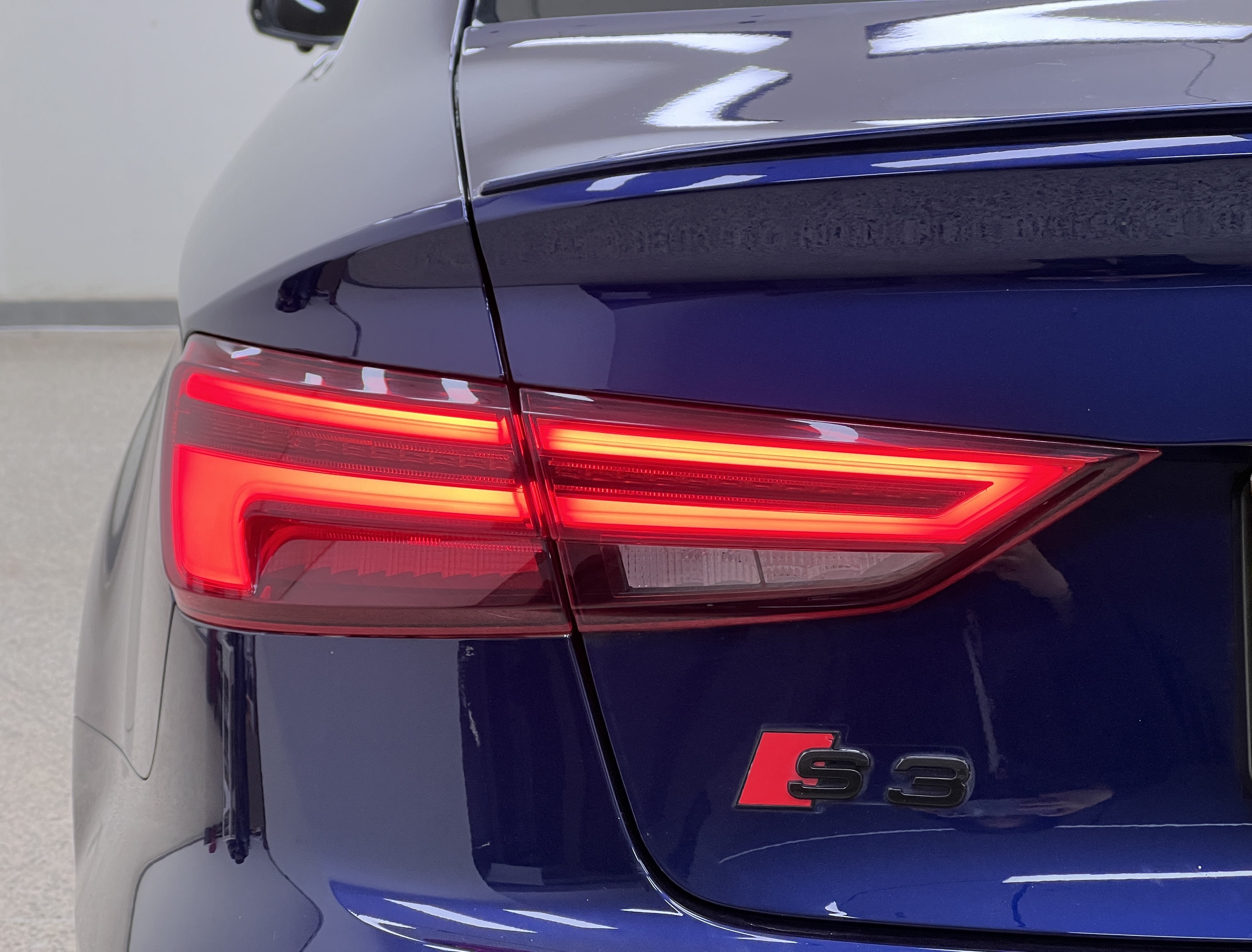 Audi S3 2019 car image #14