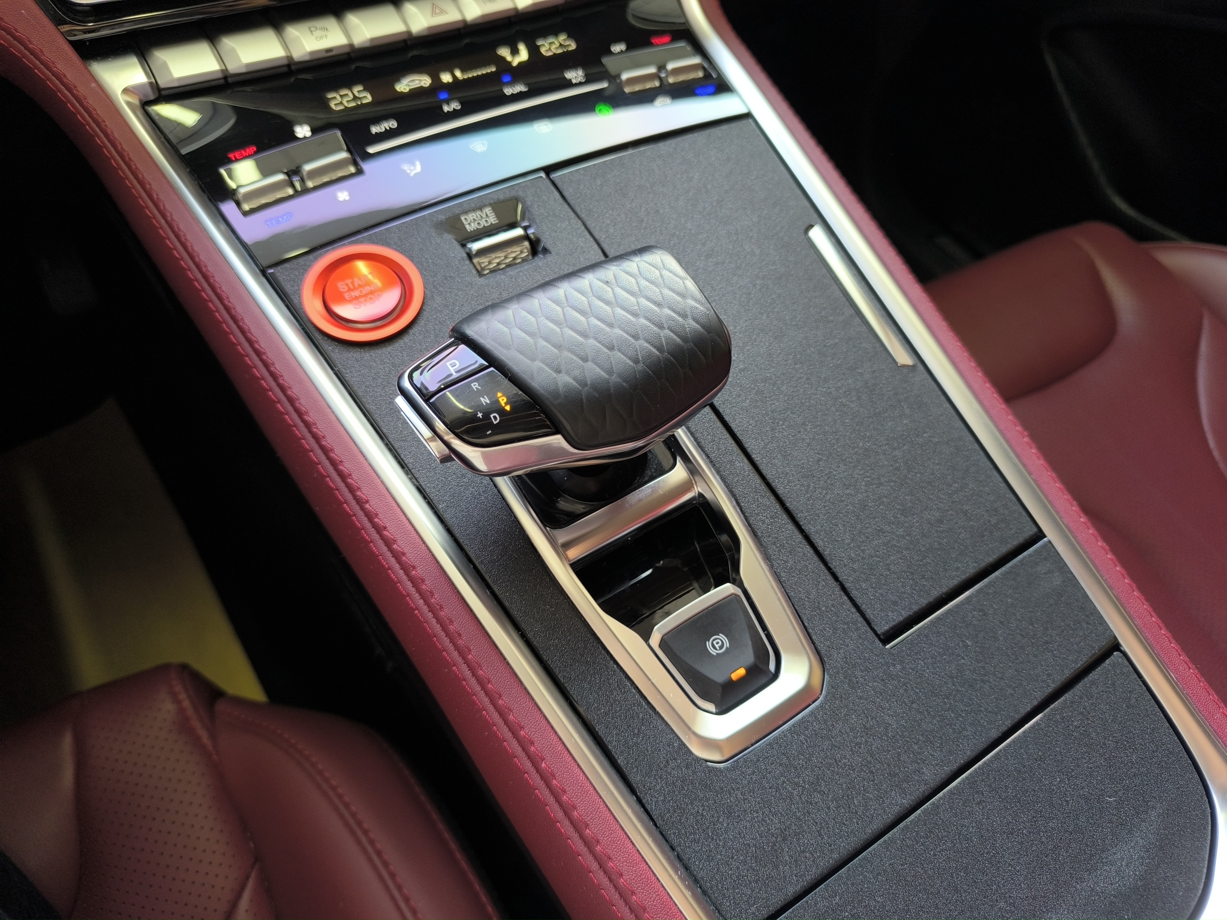 Changan CS85 Coupe 2019 #14 Changan CS85 Coupe 2019 car image #14