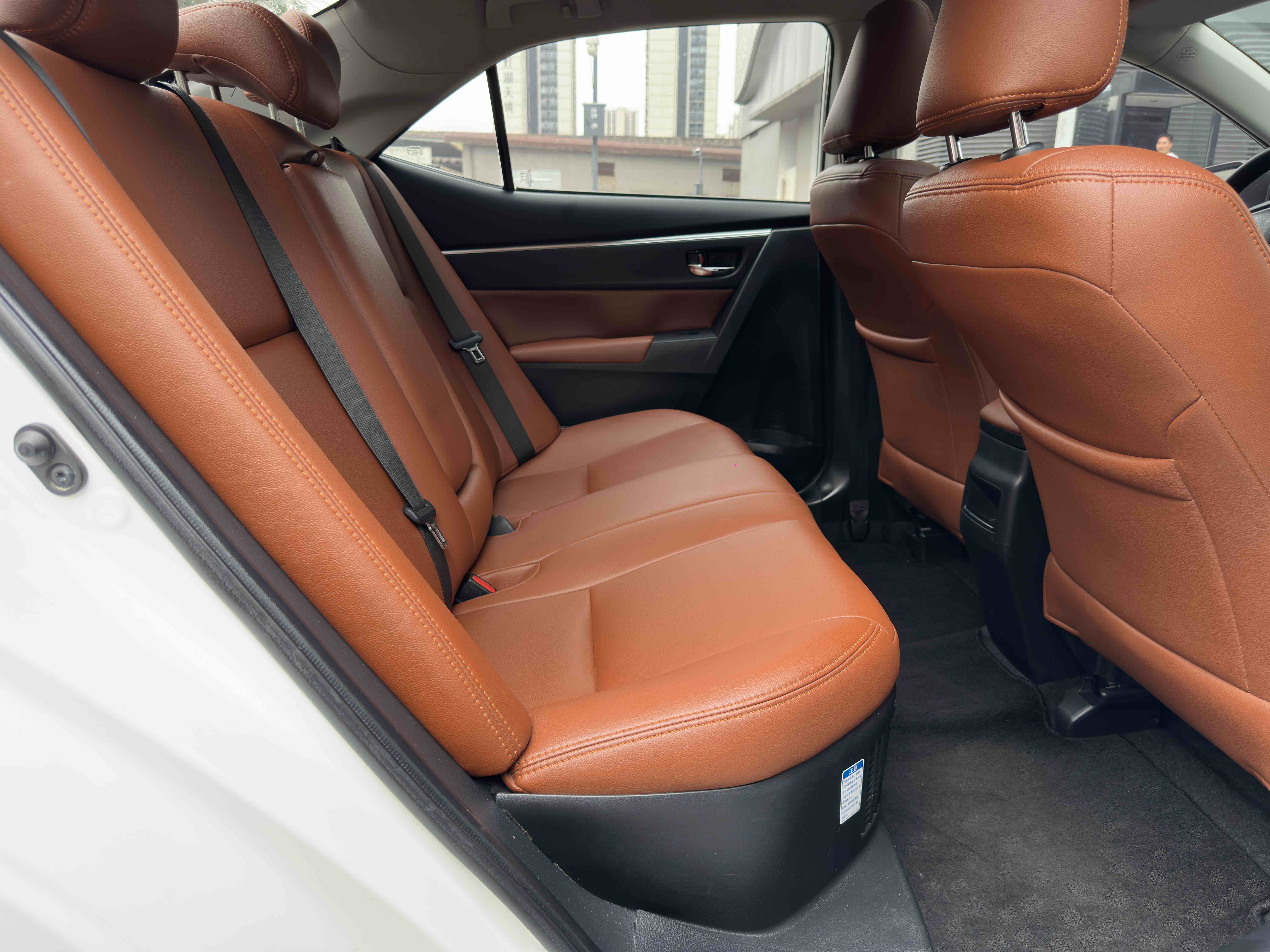 Toyota Corolla Hybird E+ 2019 car image #14