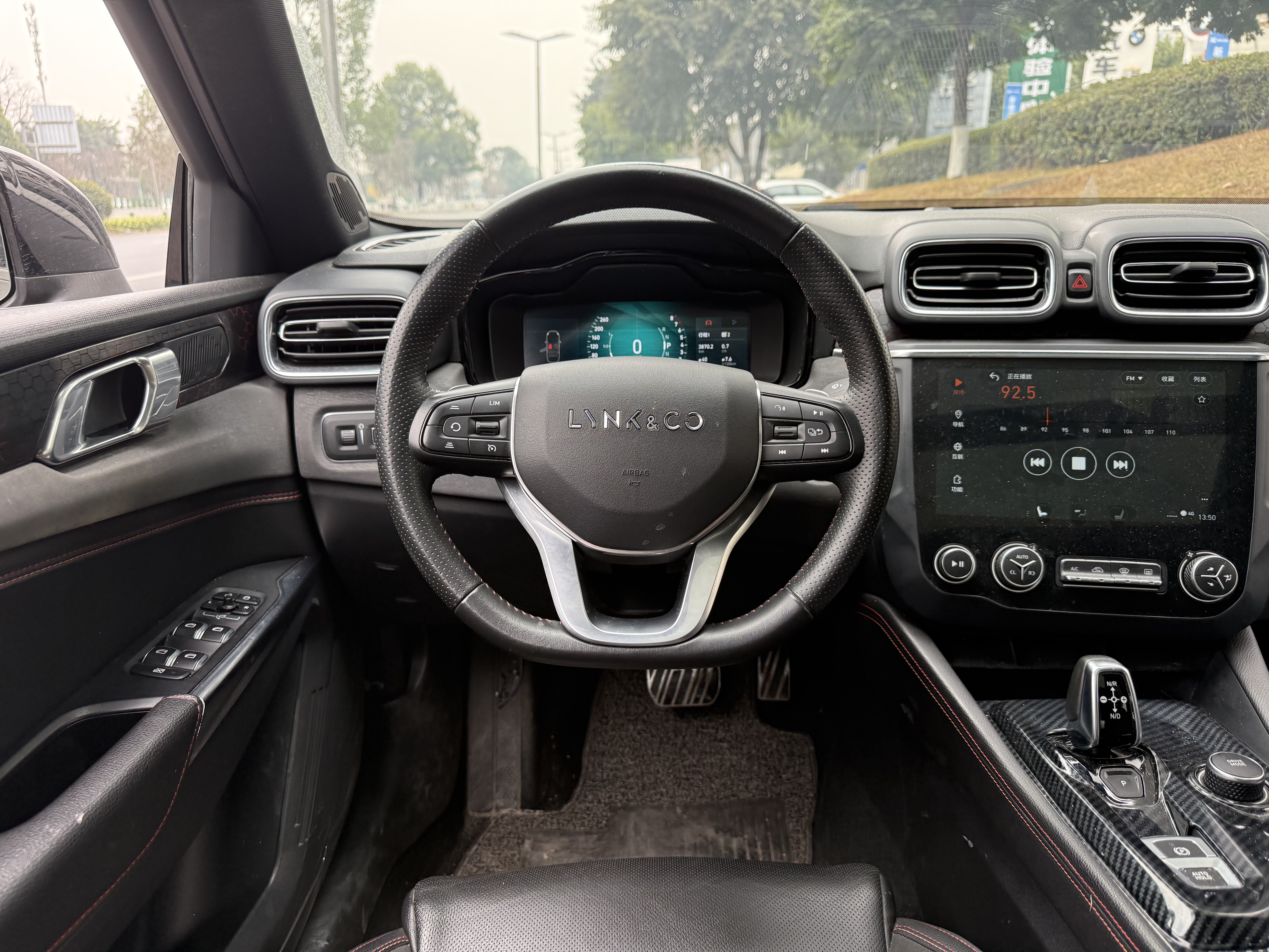 Lynk & Co 03 2020 car image #14