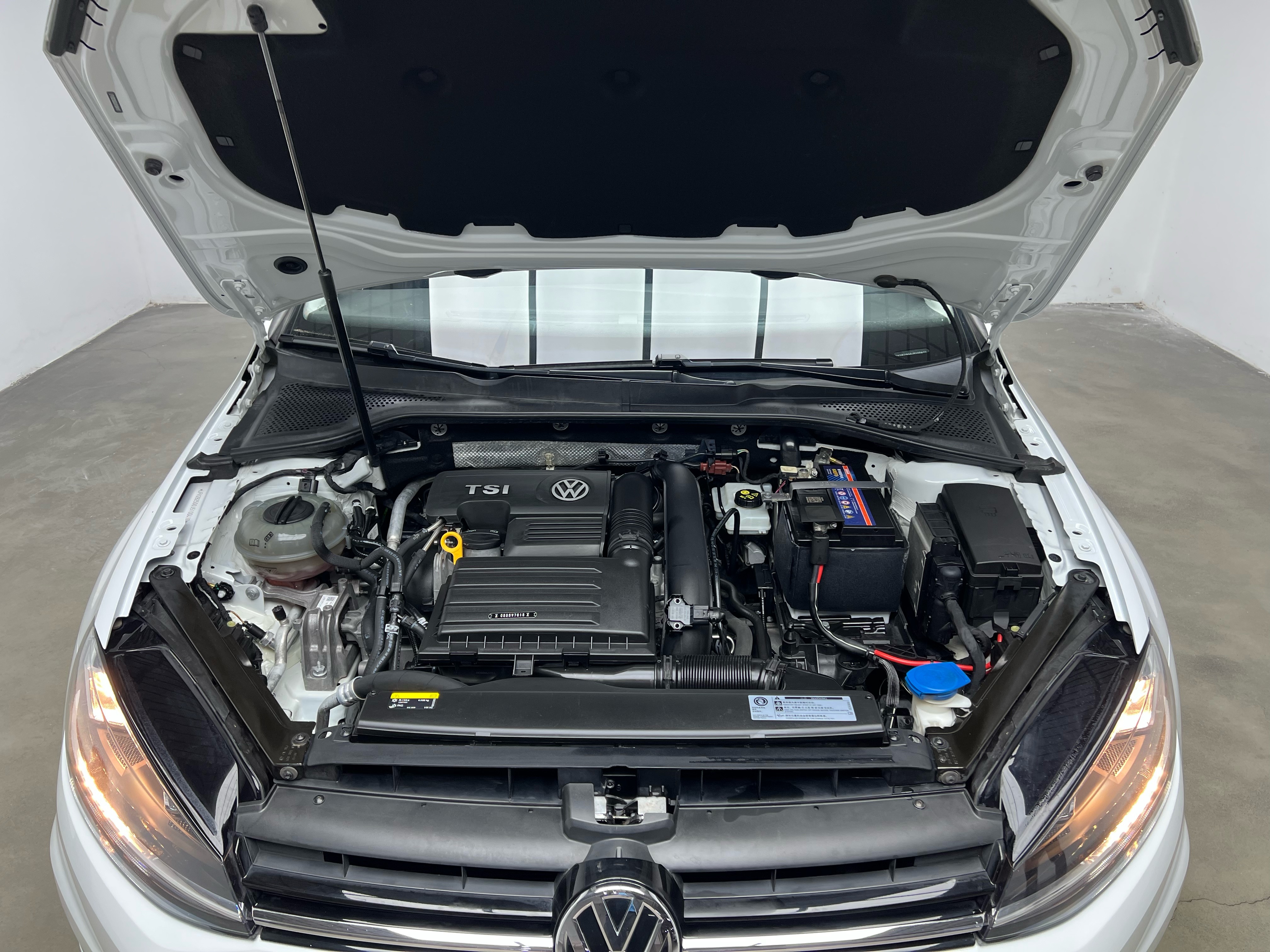 Volkswagen Golf 2019 #14 Volkswagen Golf 2019 car image #14