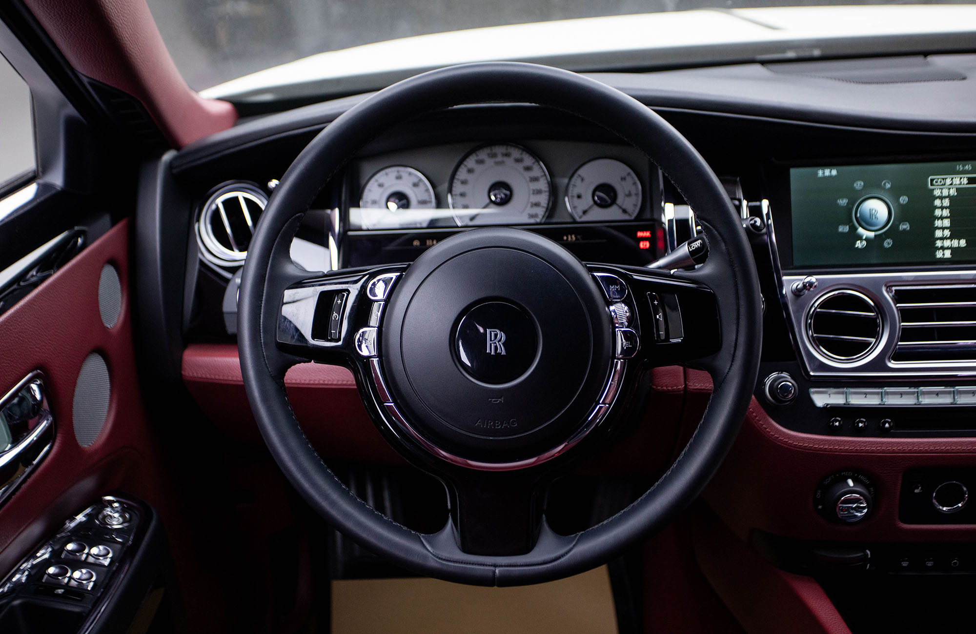 Rolls-Royce Ghost 2011 car image #14