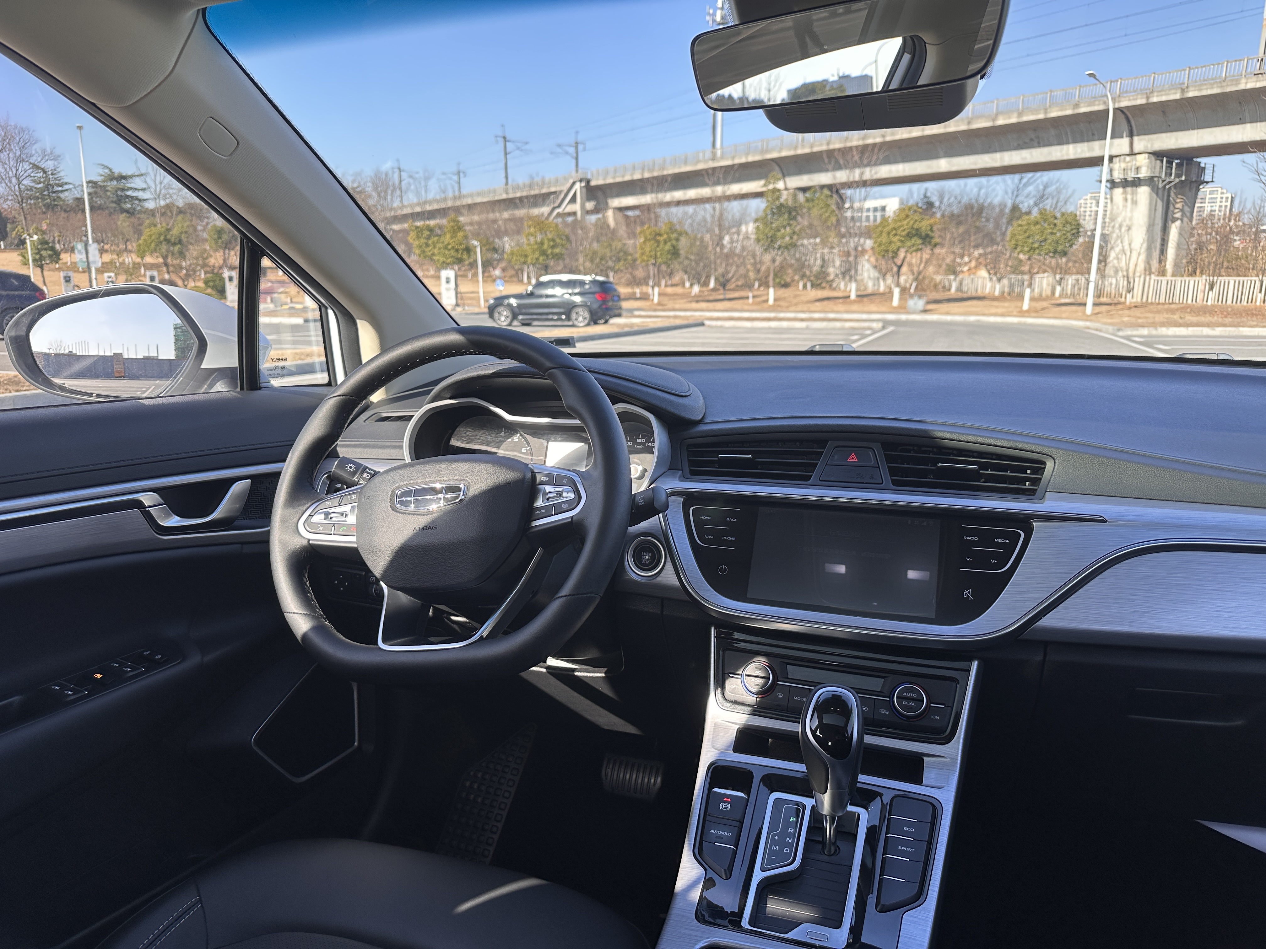 Emgrand GS 2019 #14 Emgrand GS 2019 car image #14
