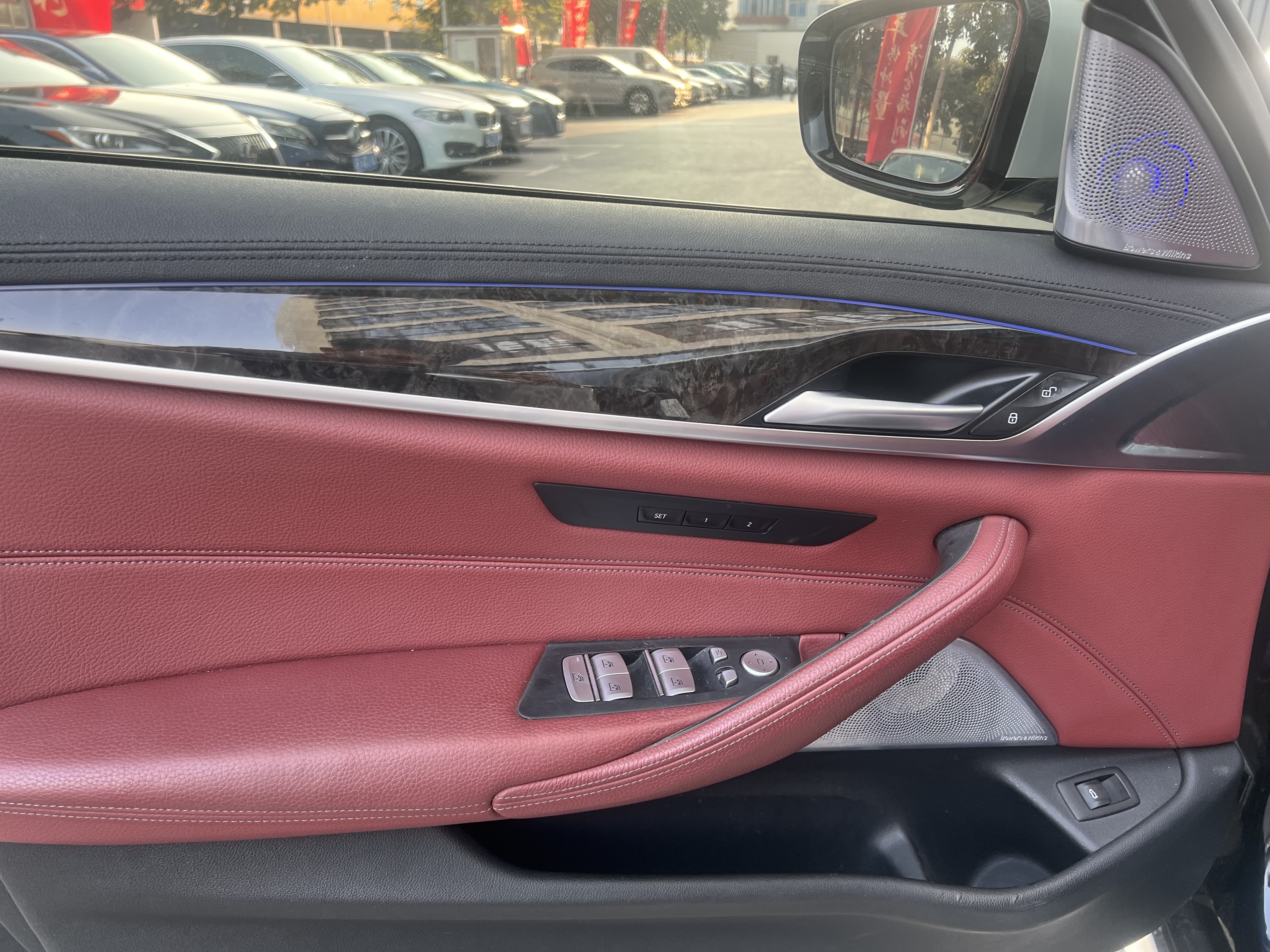 BMW 5 Series 2019 car image #14