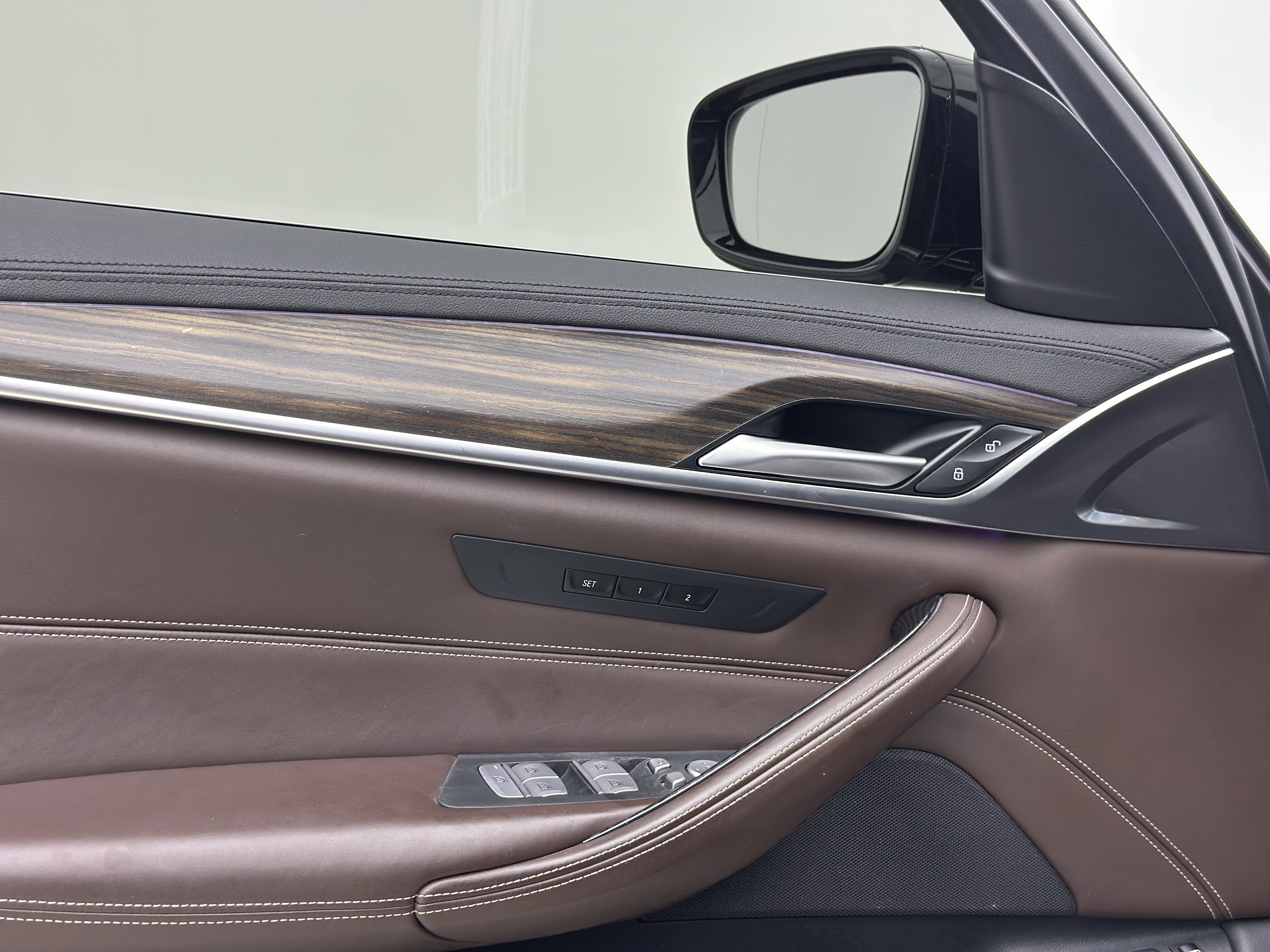 BMW 5 Series New Energy 2019 car image #14