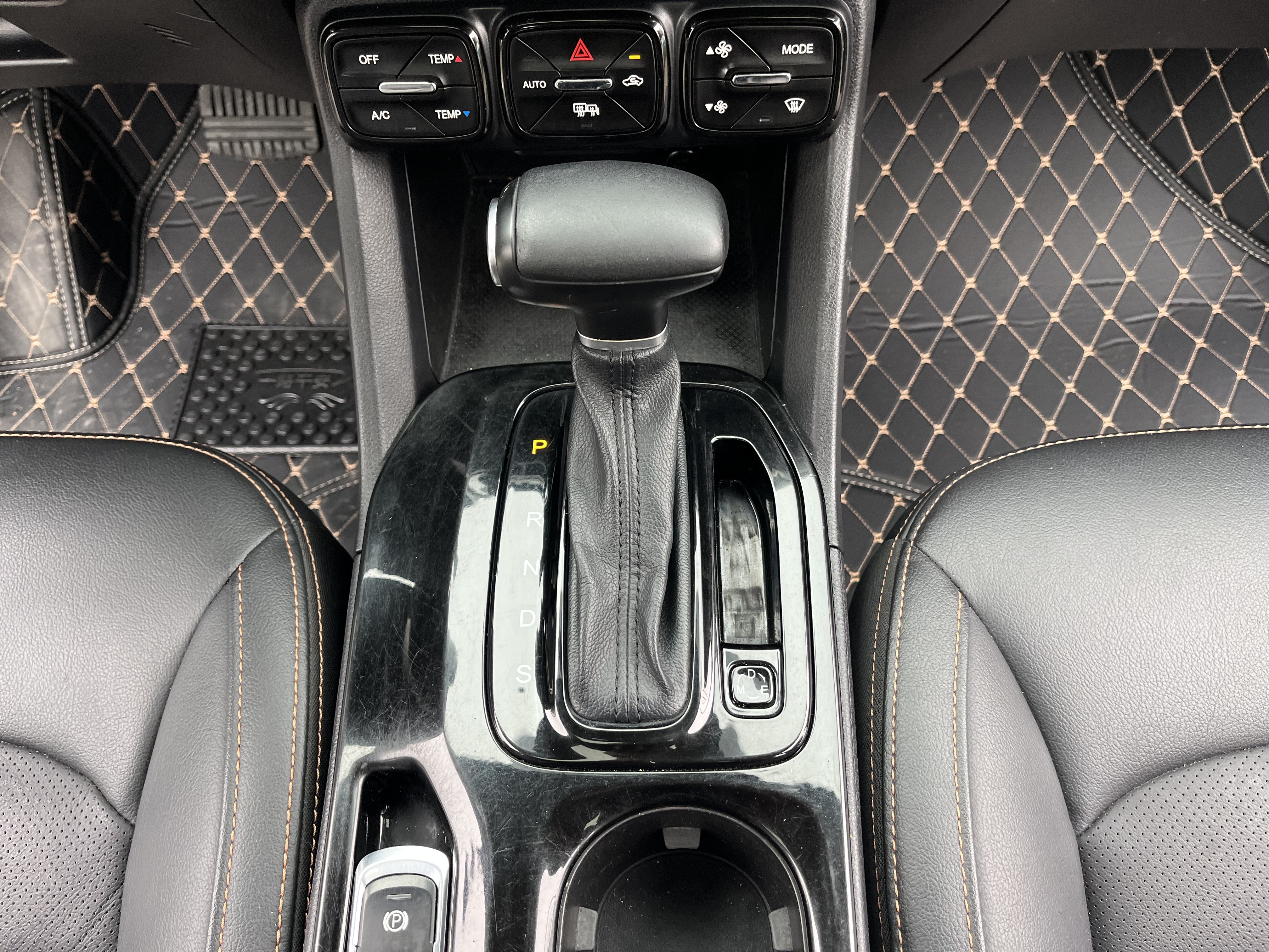 GAC Trumpchi GS3 2019 car image #14