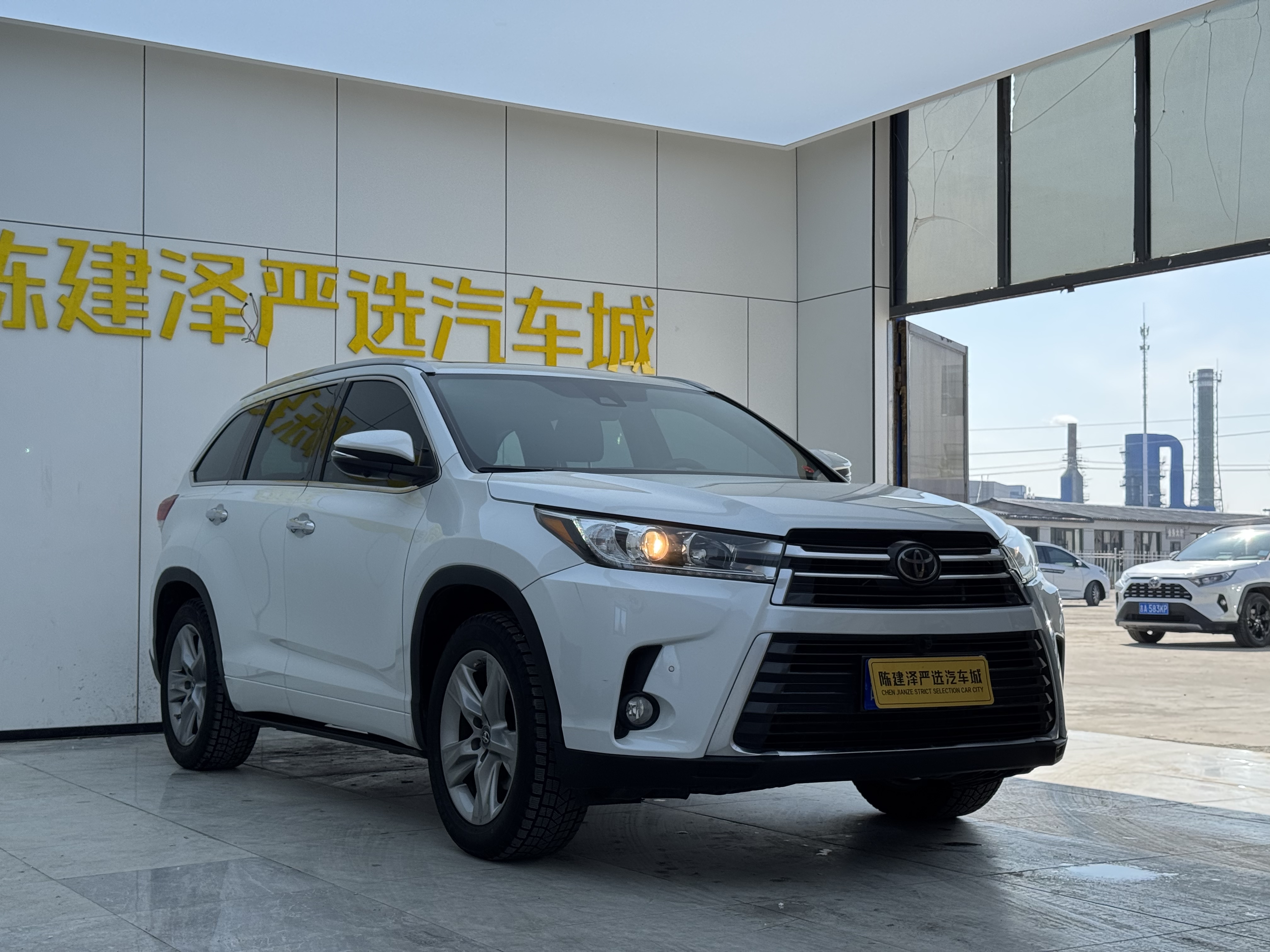 Toyota Highlander 2020 #14 Toyota Highlander 2020 car image #14