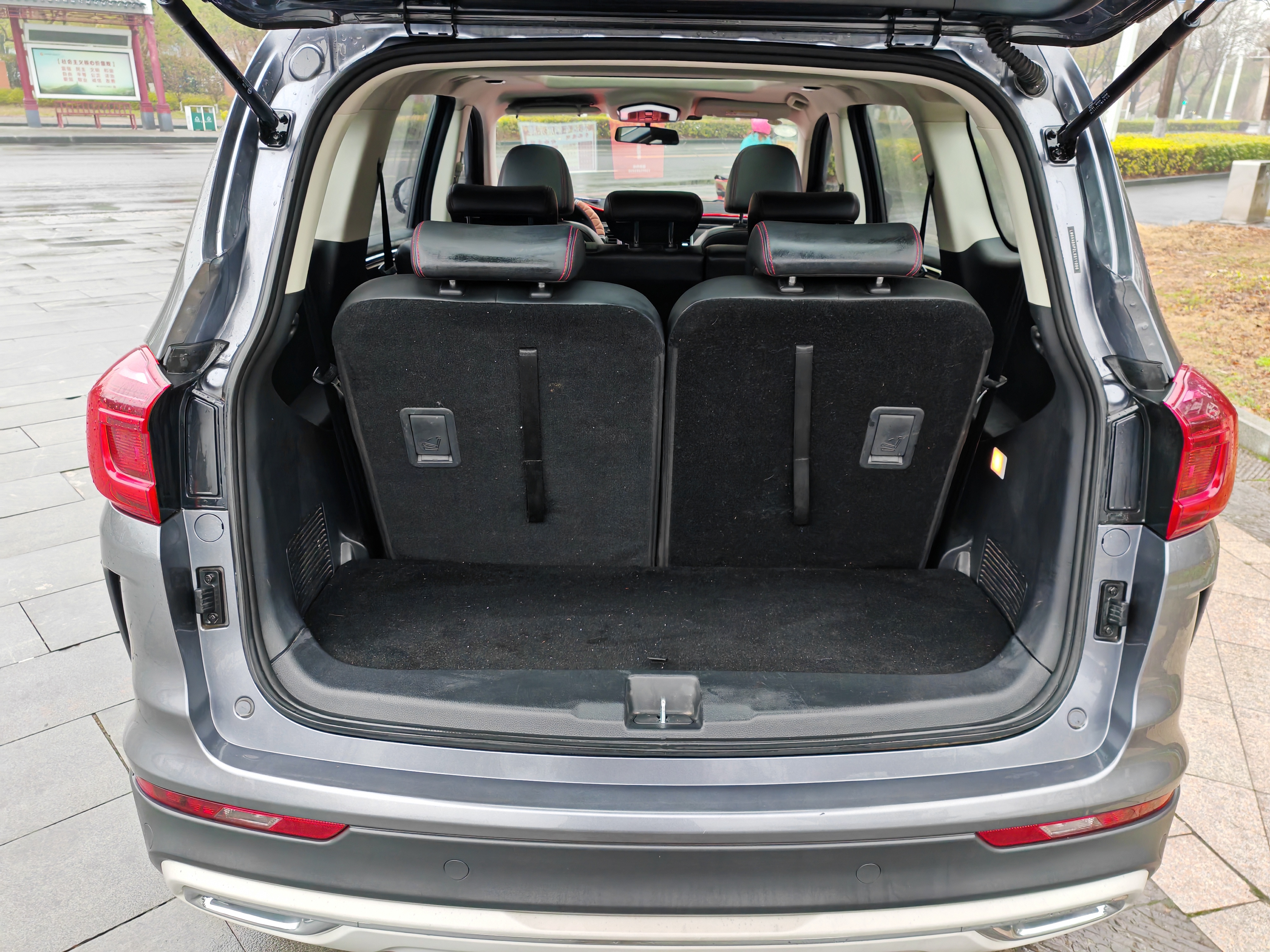 SWM G05 2021 car image #14