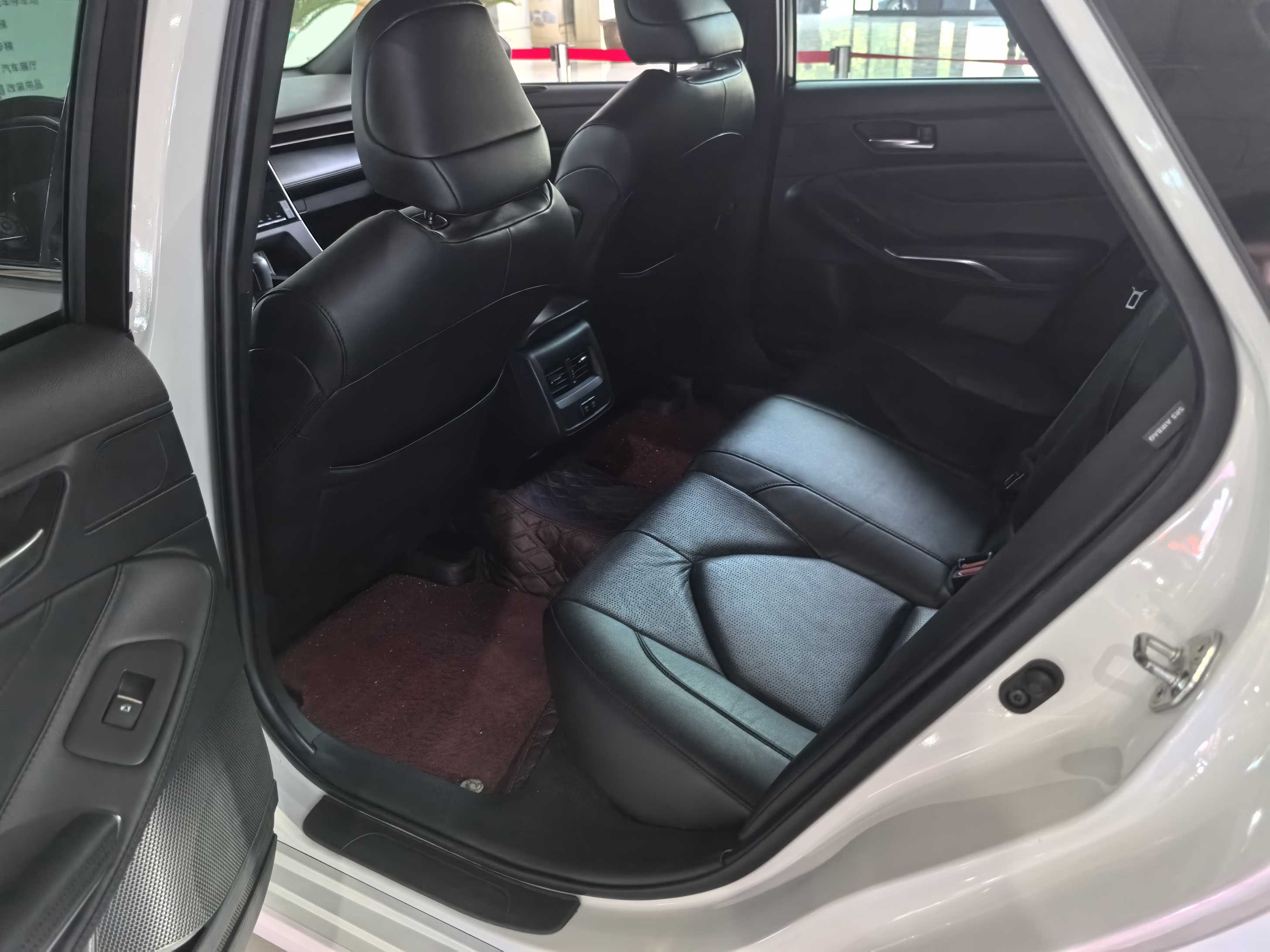 Toyota Avalon 2021 immagine di auto #14