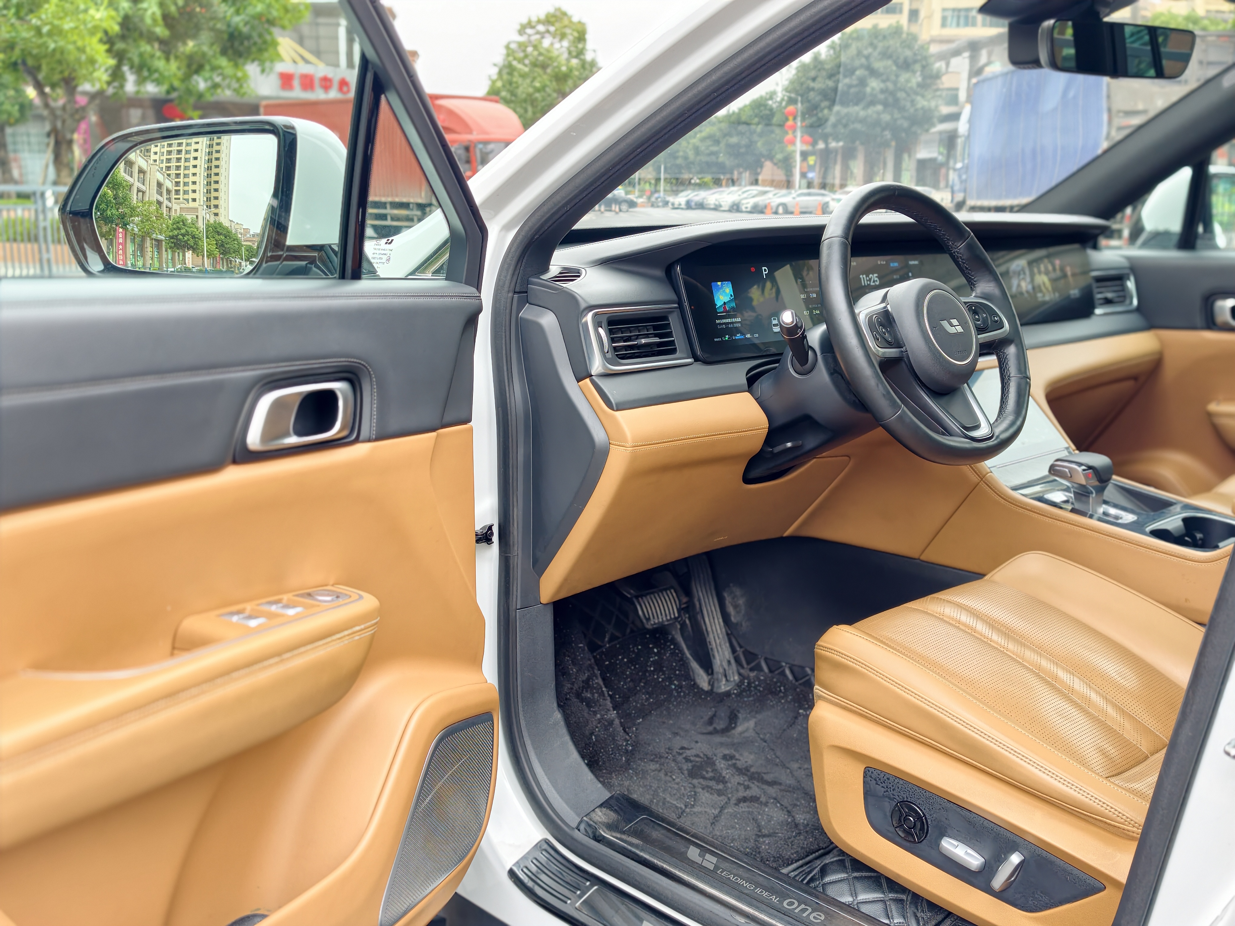 理想汽车 理想ONE 2020 汽车图片 #14