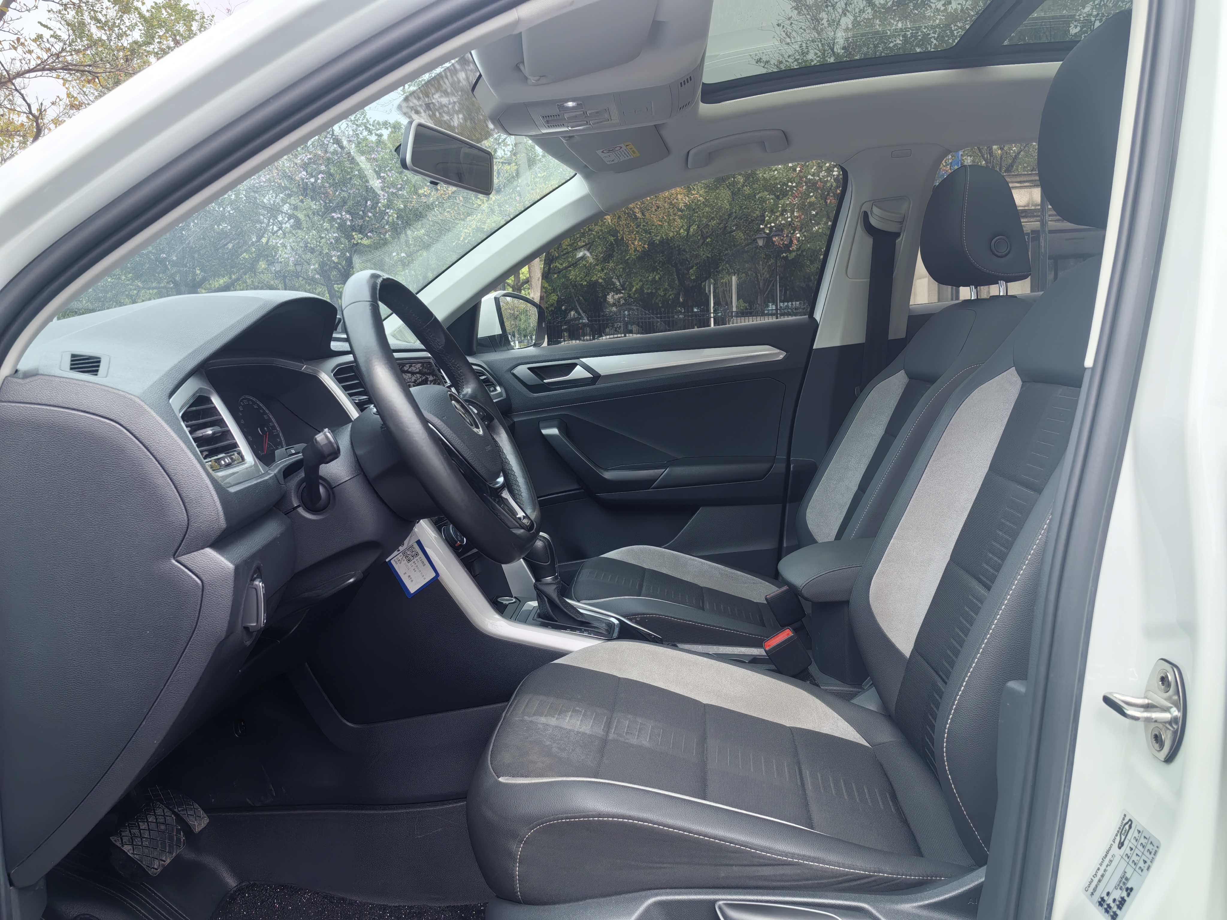 T-Roc 2022 #14 T-Roc 2022 car image #14