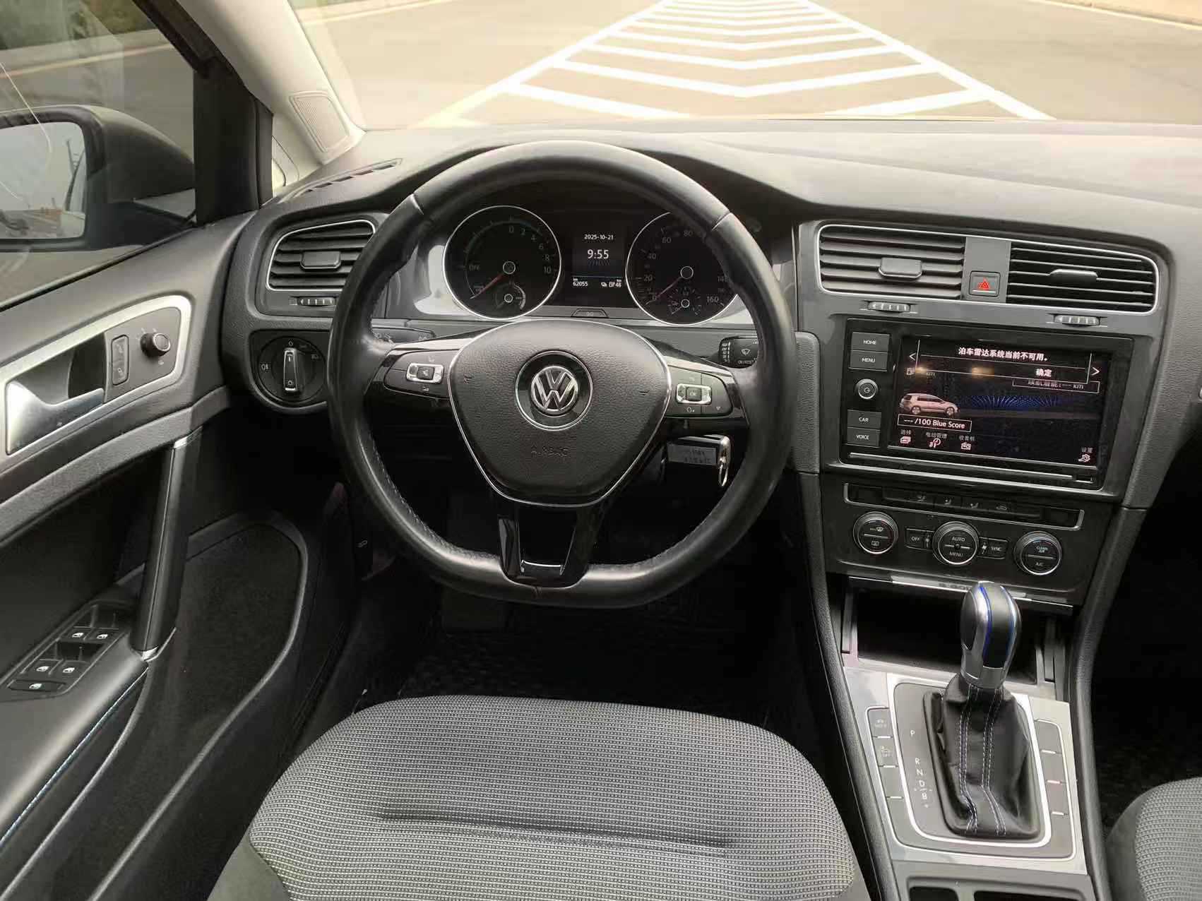 Volkswagen Golf Pure Electric 2020 imagen de coche #14