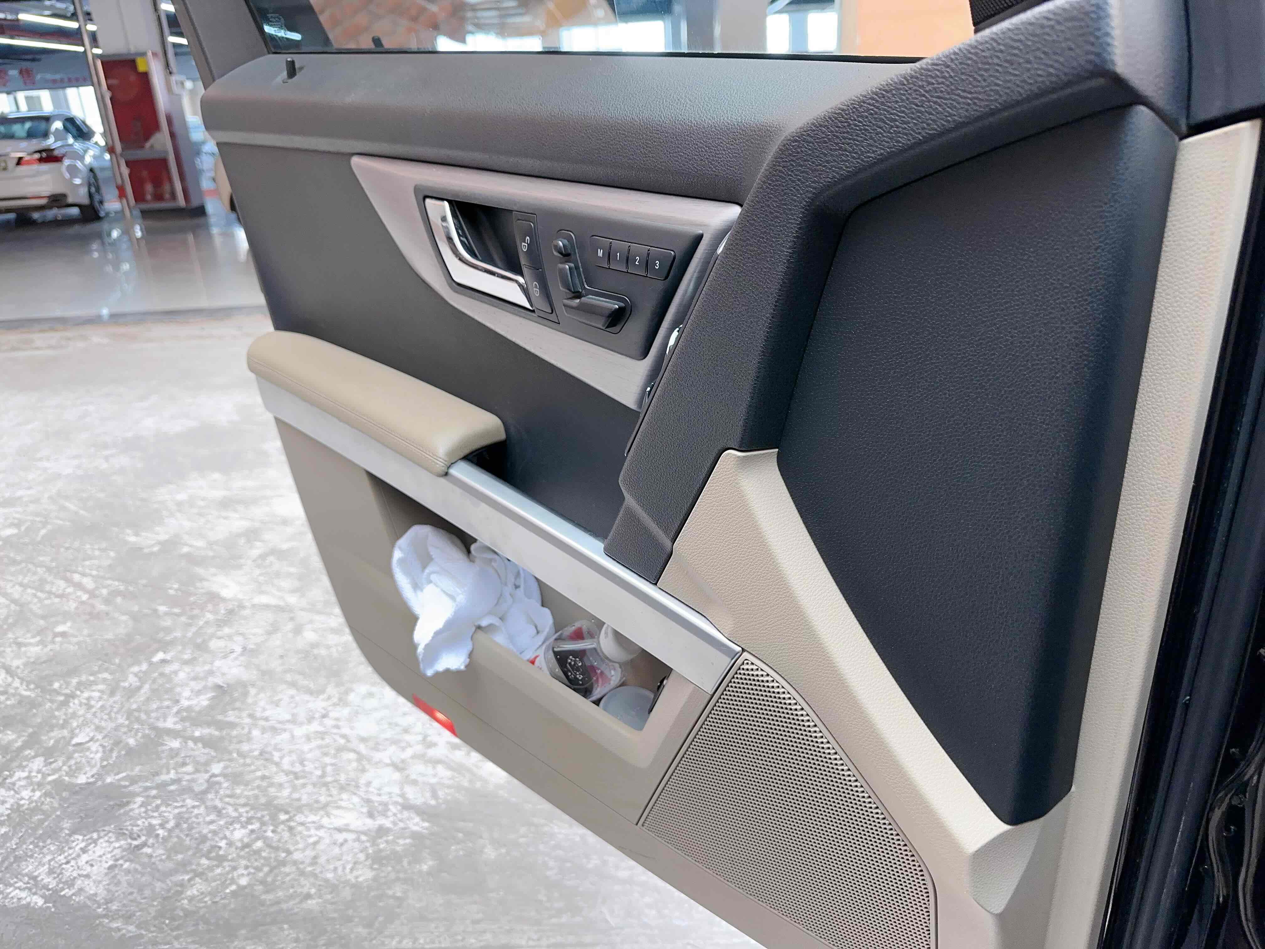 Mercedes-Benz GLK Class (Imported) 2011 #14 Mercedes-Benz GLK Class (Imported) 2011 car image #14