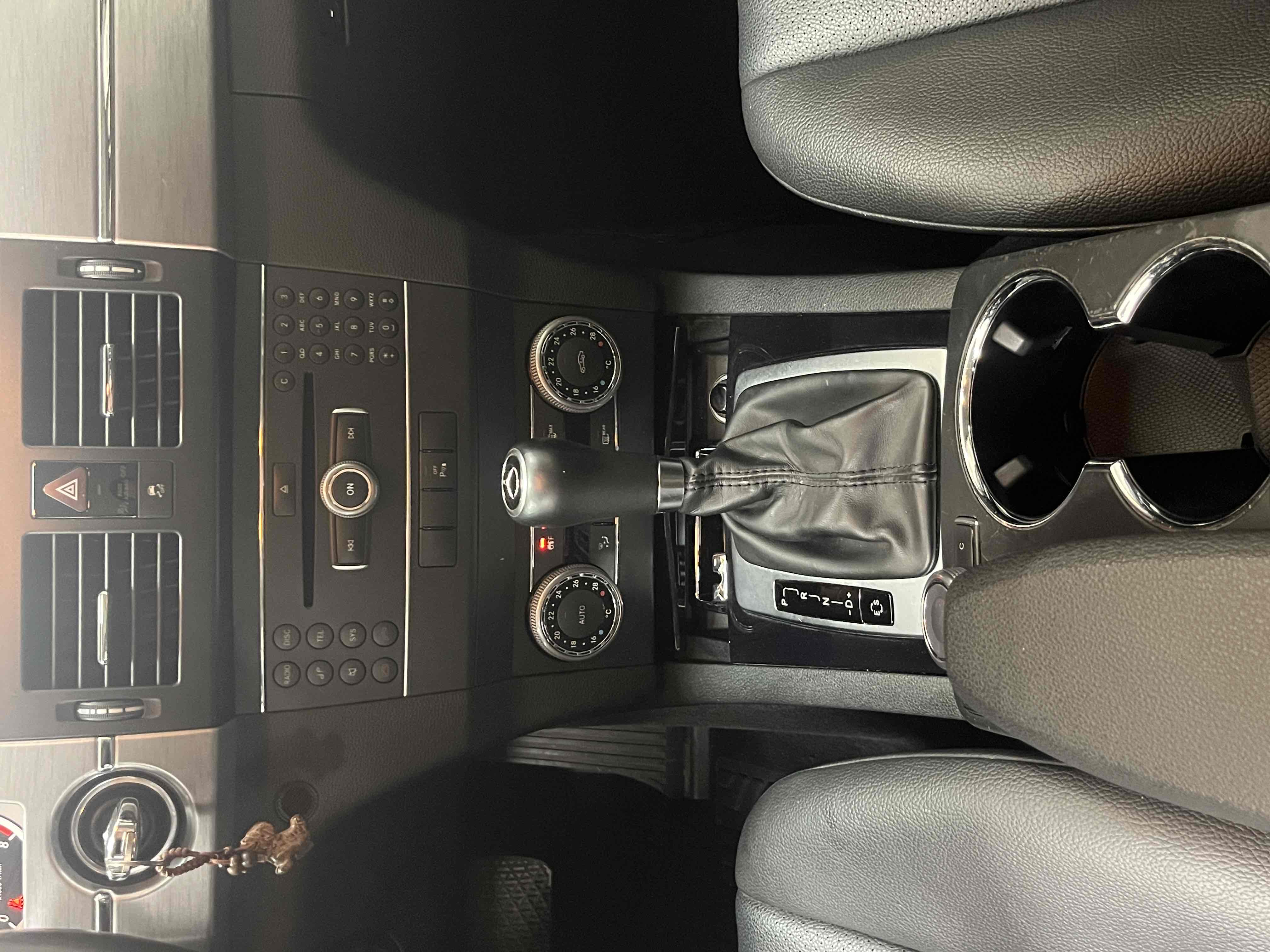 Mercedes-Benz GLK Class (Imported) 2012 #14 Mercedes-Benz GLK Class (Imported) 2012 car image #14