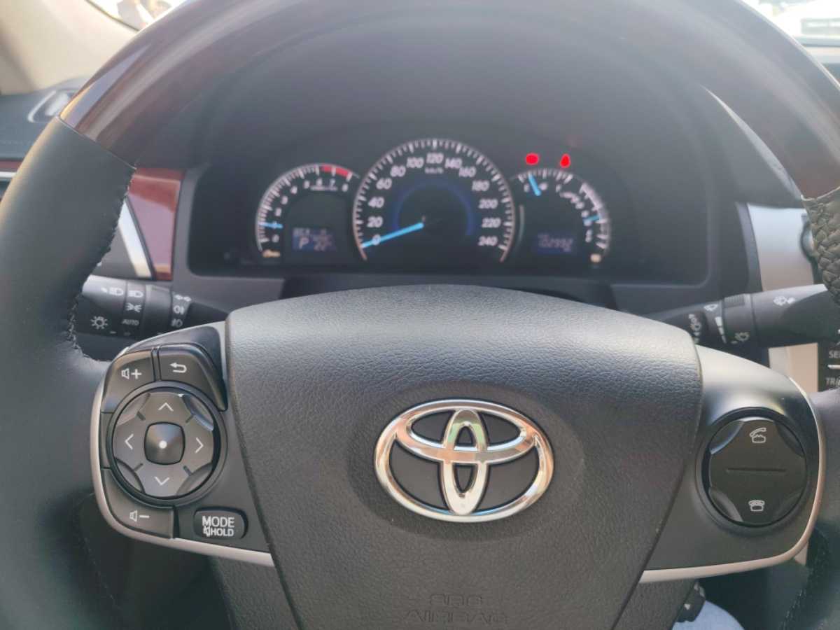 Toyota Camry 2014 صورة سيارة #14