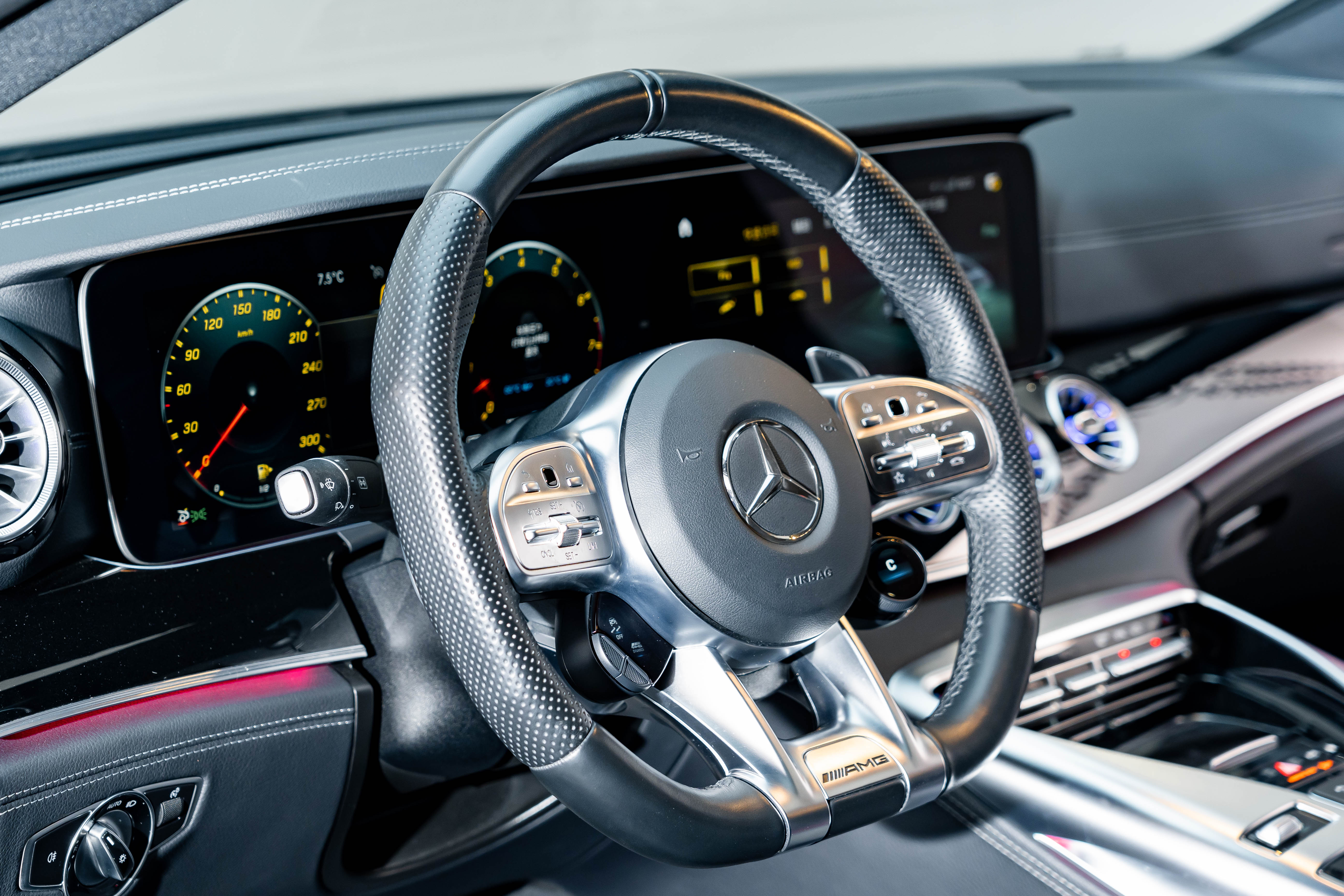 Mercedes-Benz AMG GT 2021 #14 Mercedes-Benz AMG GT 2021 صورة سيارة #14