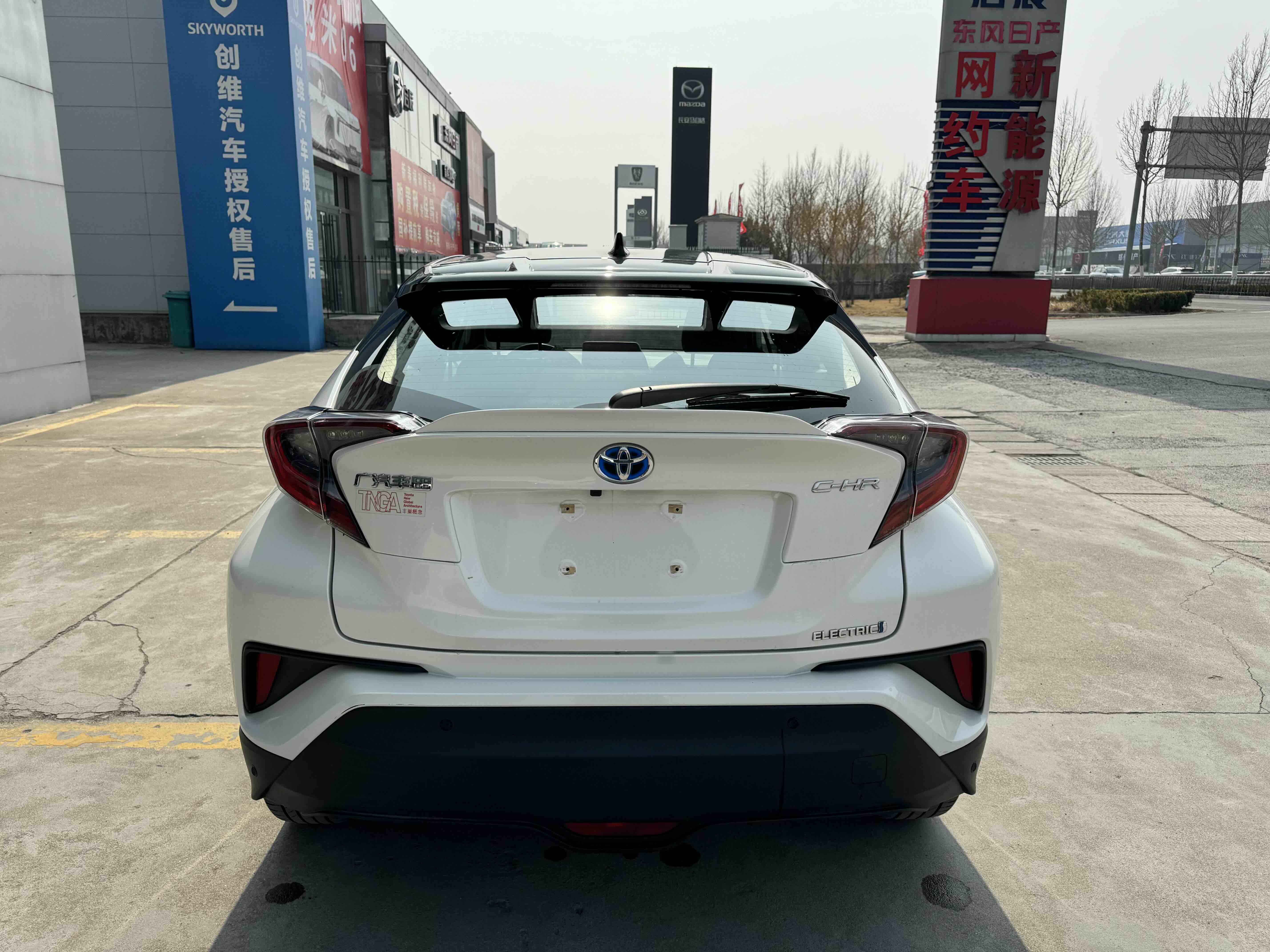 Toyota C-HR EV 2020 car image #14