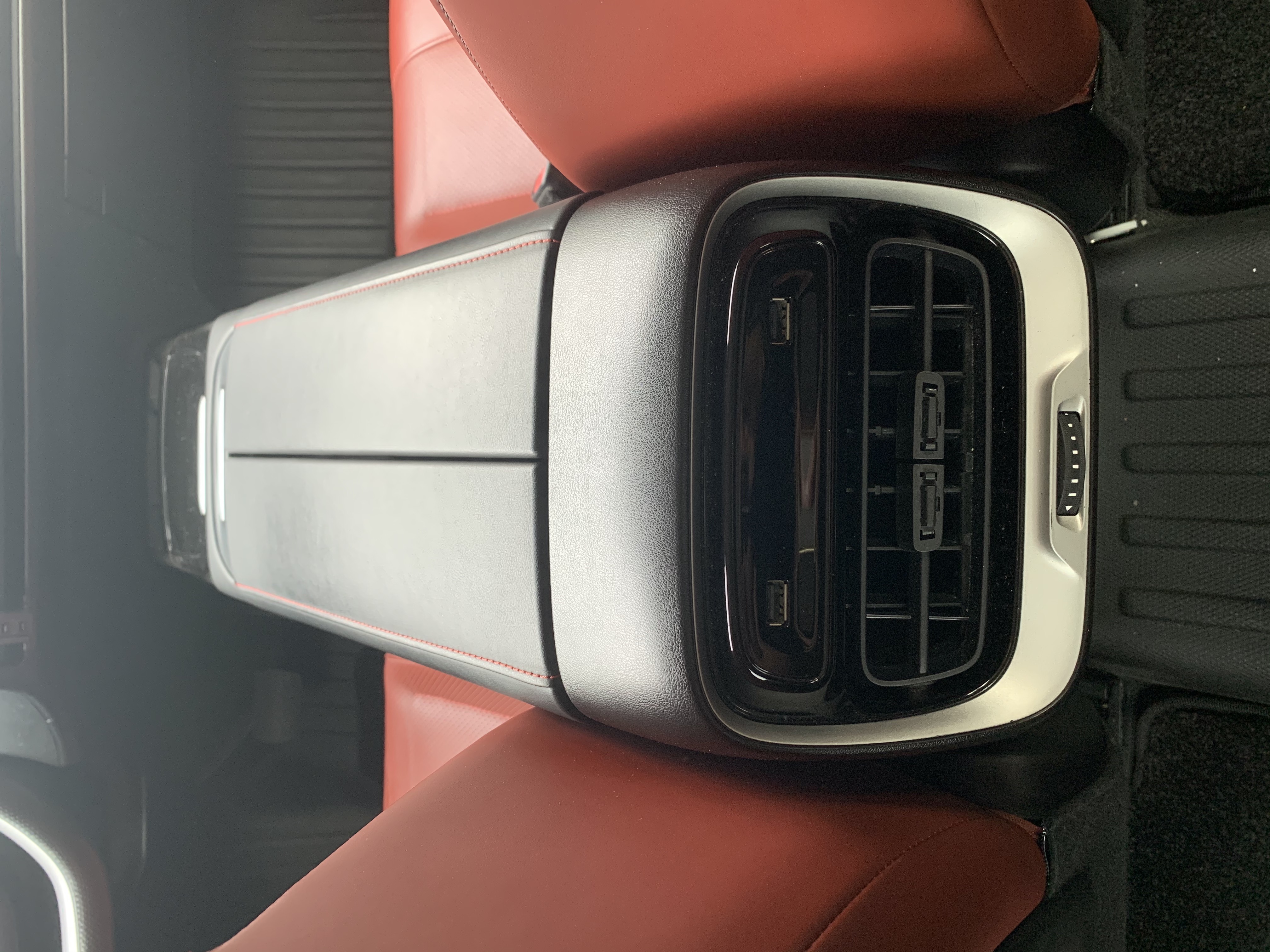 Xpeng P7 2021 immagine di auto #14