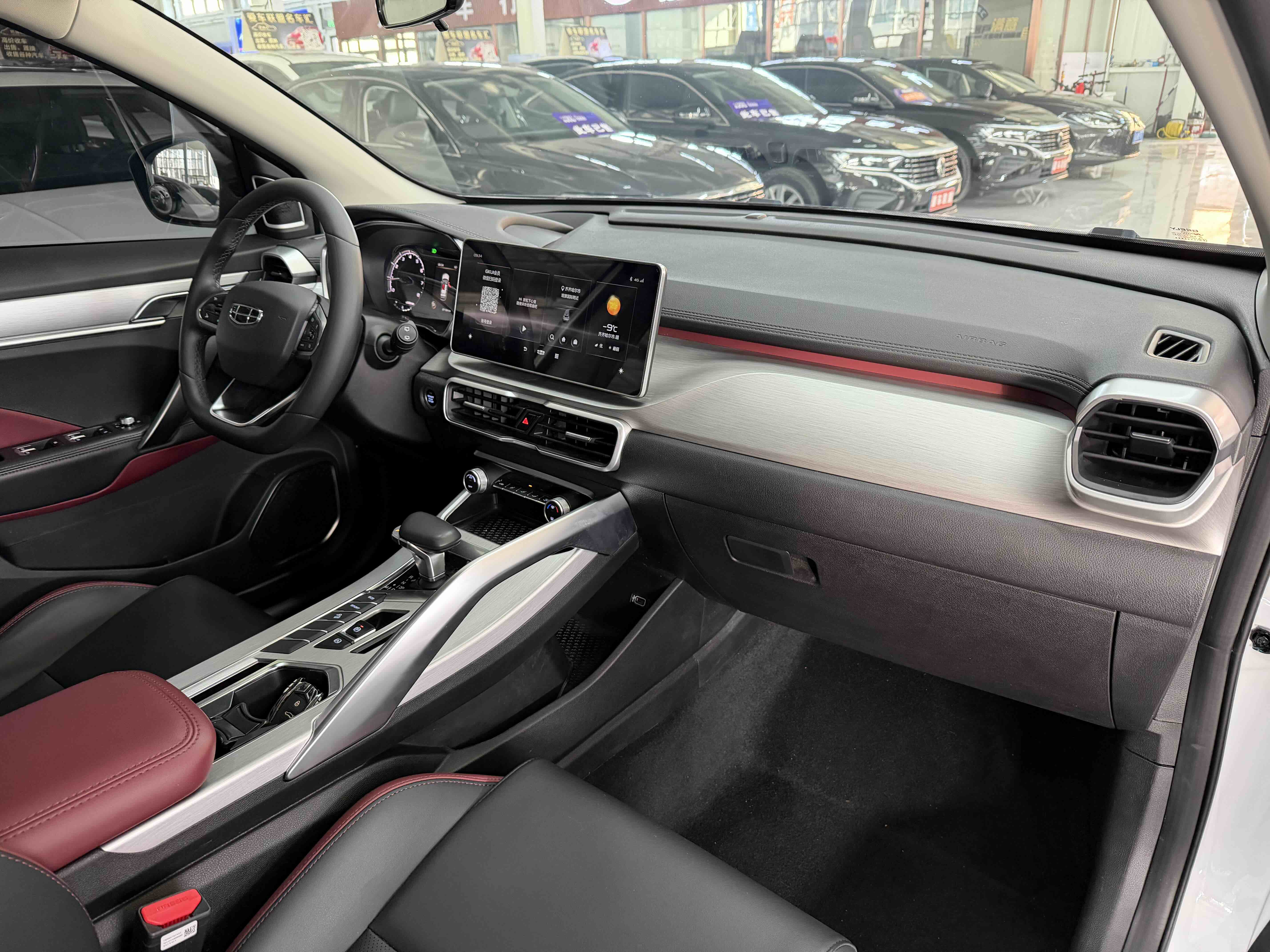 GEELY Coolray 2022 imagem de carro #14