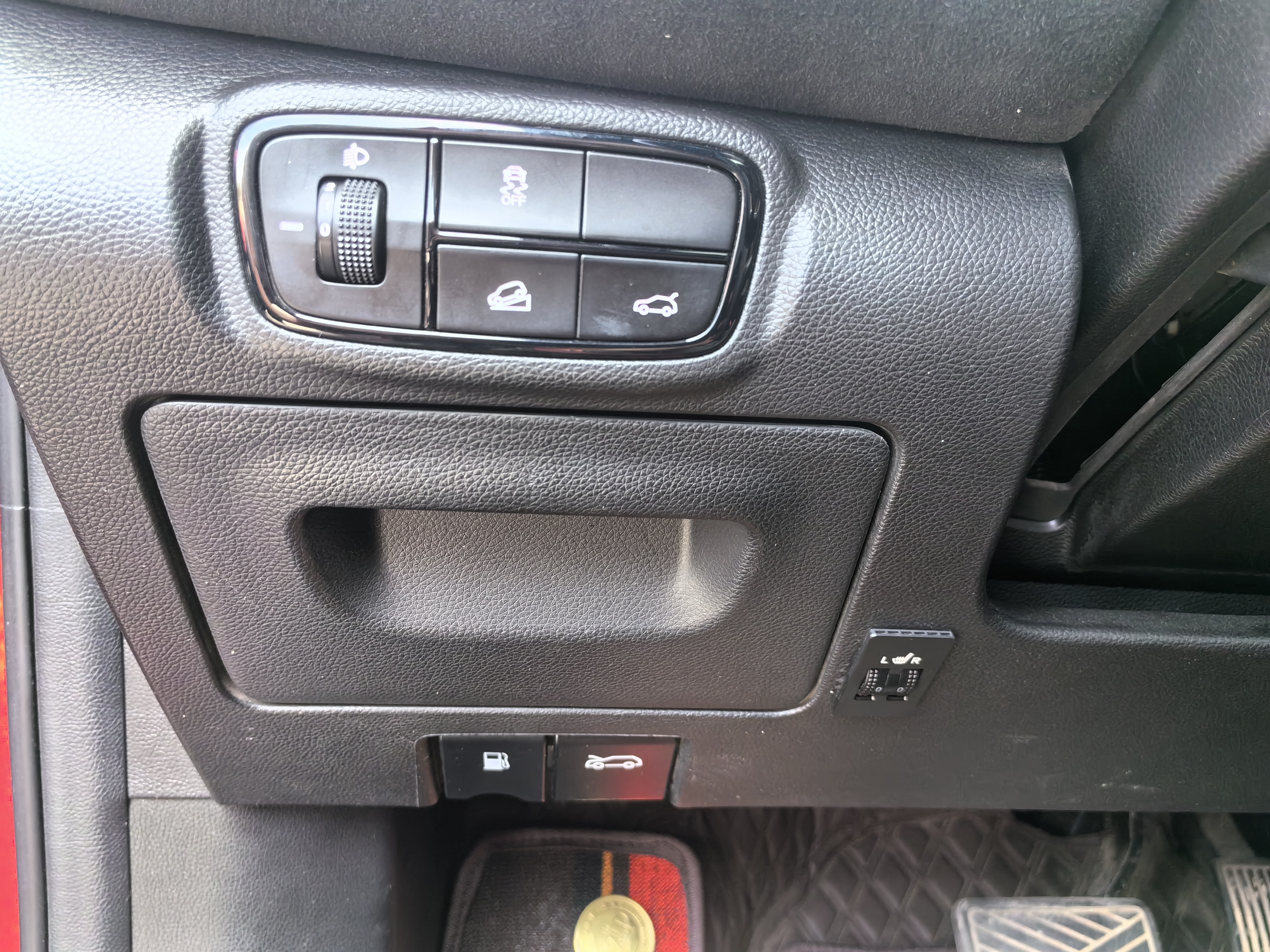 GAC Trumpchi GS4 COUPE 2021 #14 GAC Trumpchi GS4 COUPE 2021 car image #14