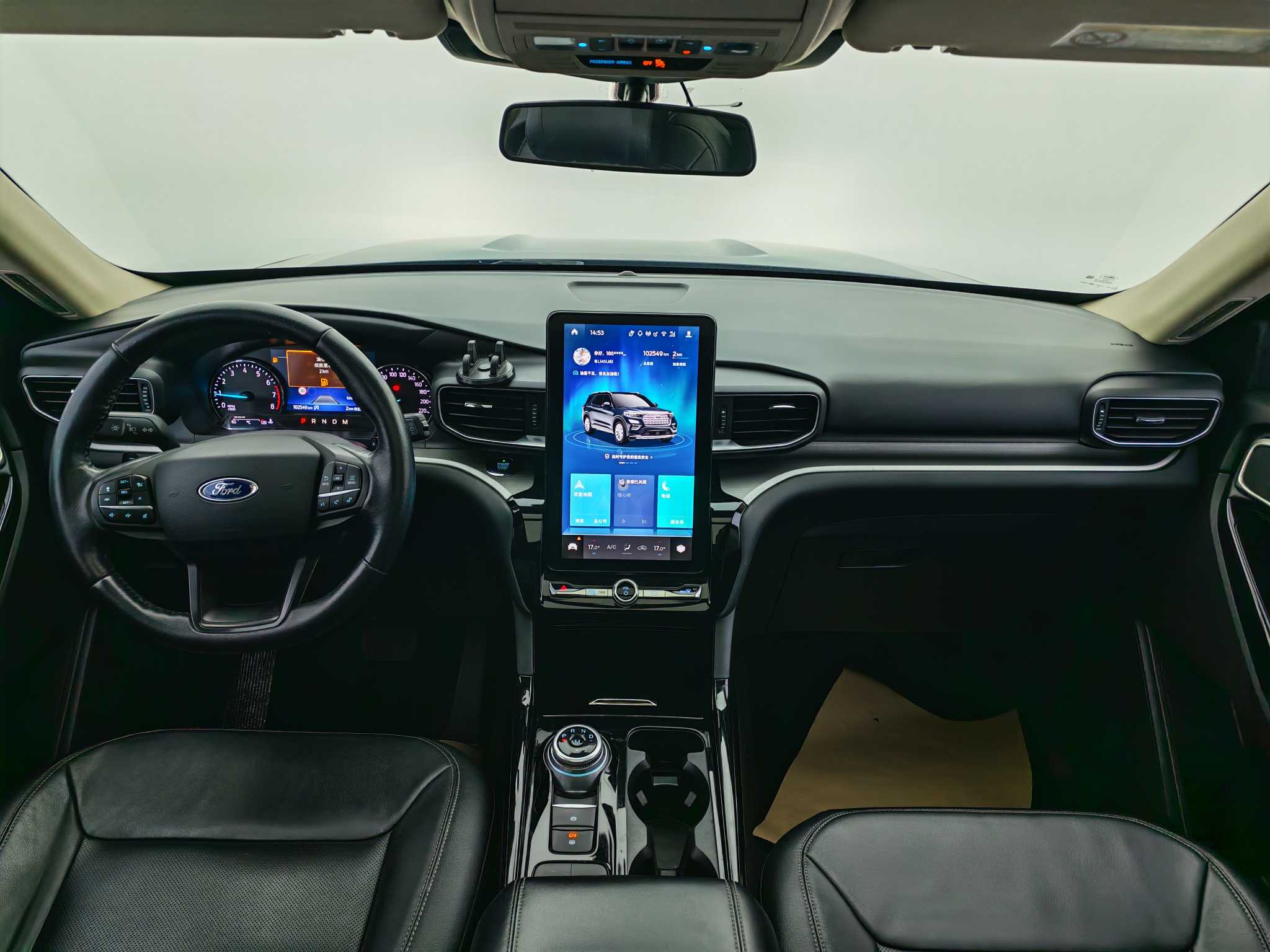 Ford Explorer 2022 car image #14