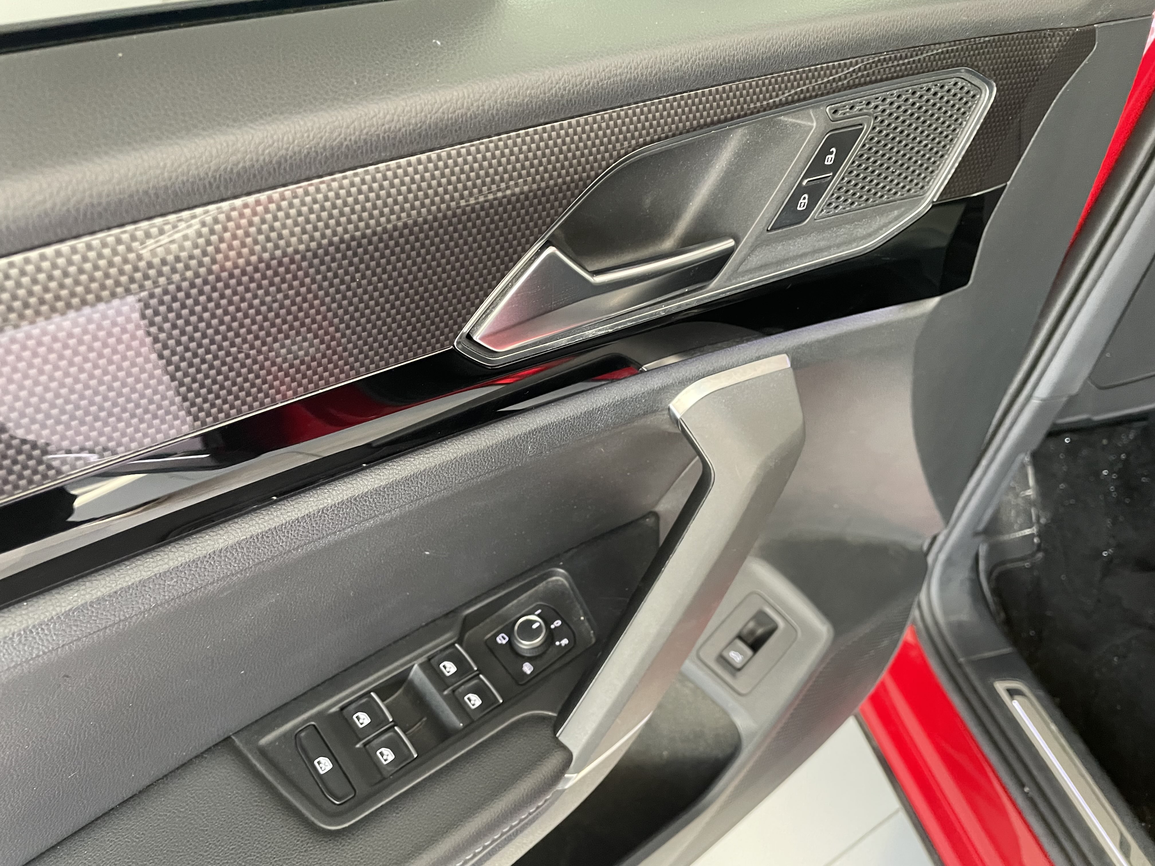 Volkswagen Tayron X 2021 car image #14