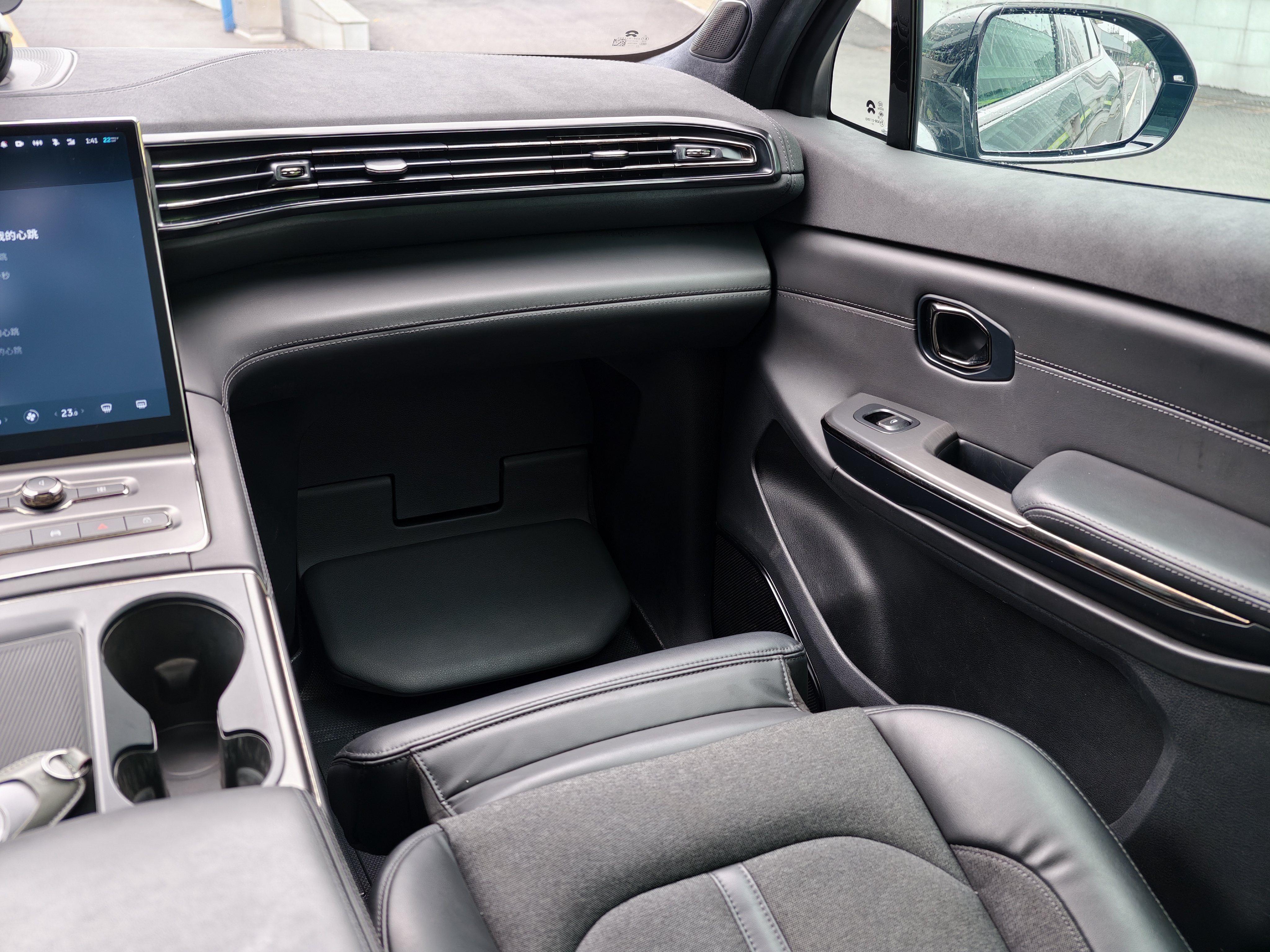 蔚来 蔚来EC6 2021 汽车图片 #14