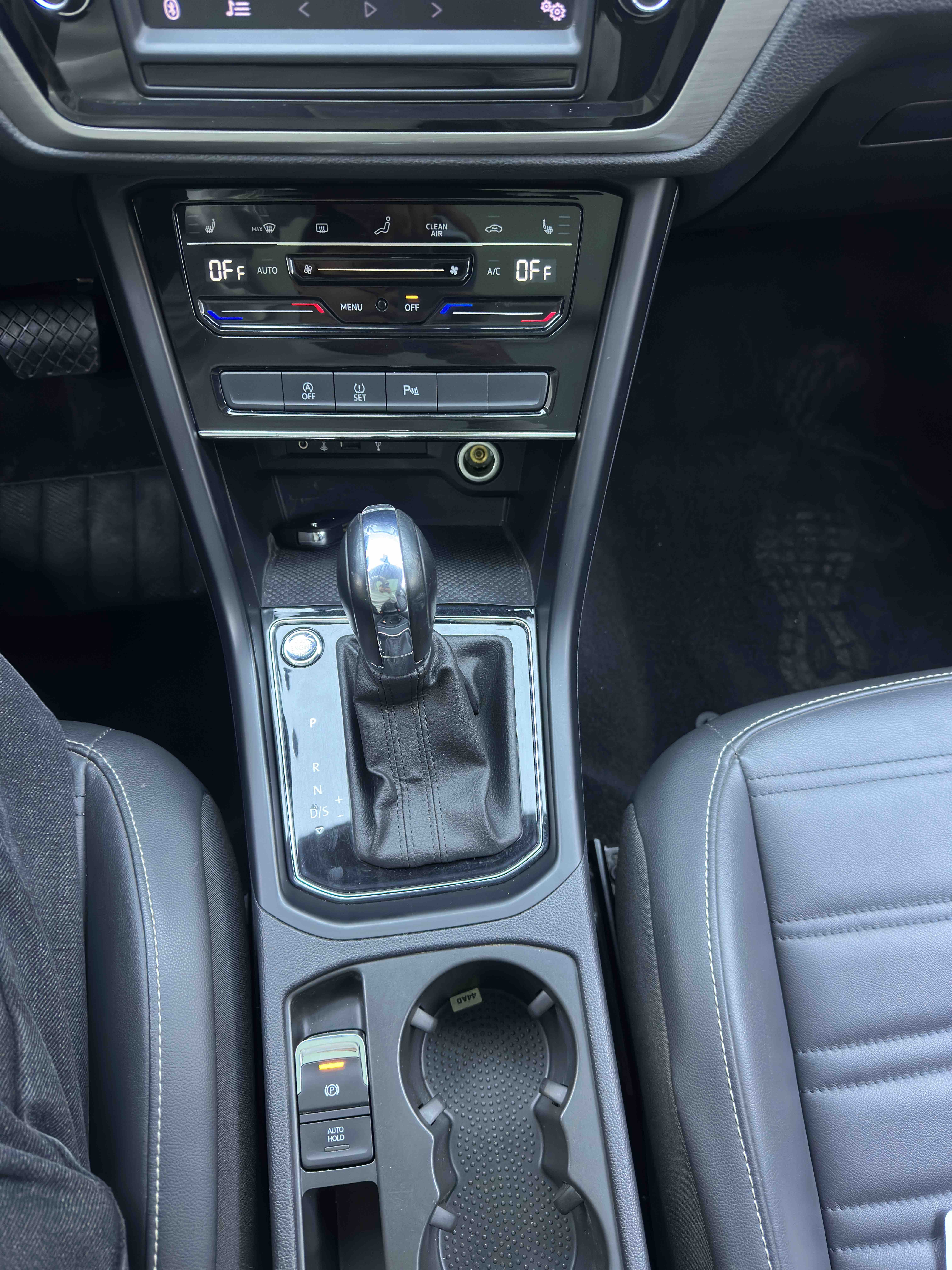 Volkswagen Touran 2022 #14 Volkswagen Touran 2022 car image #14