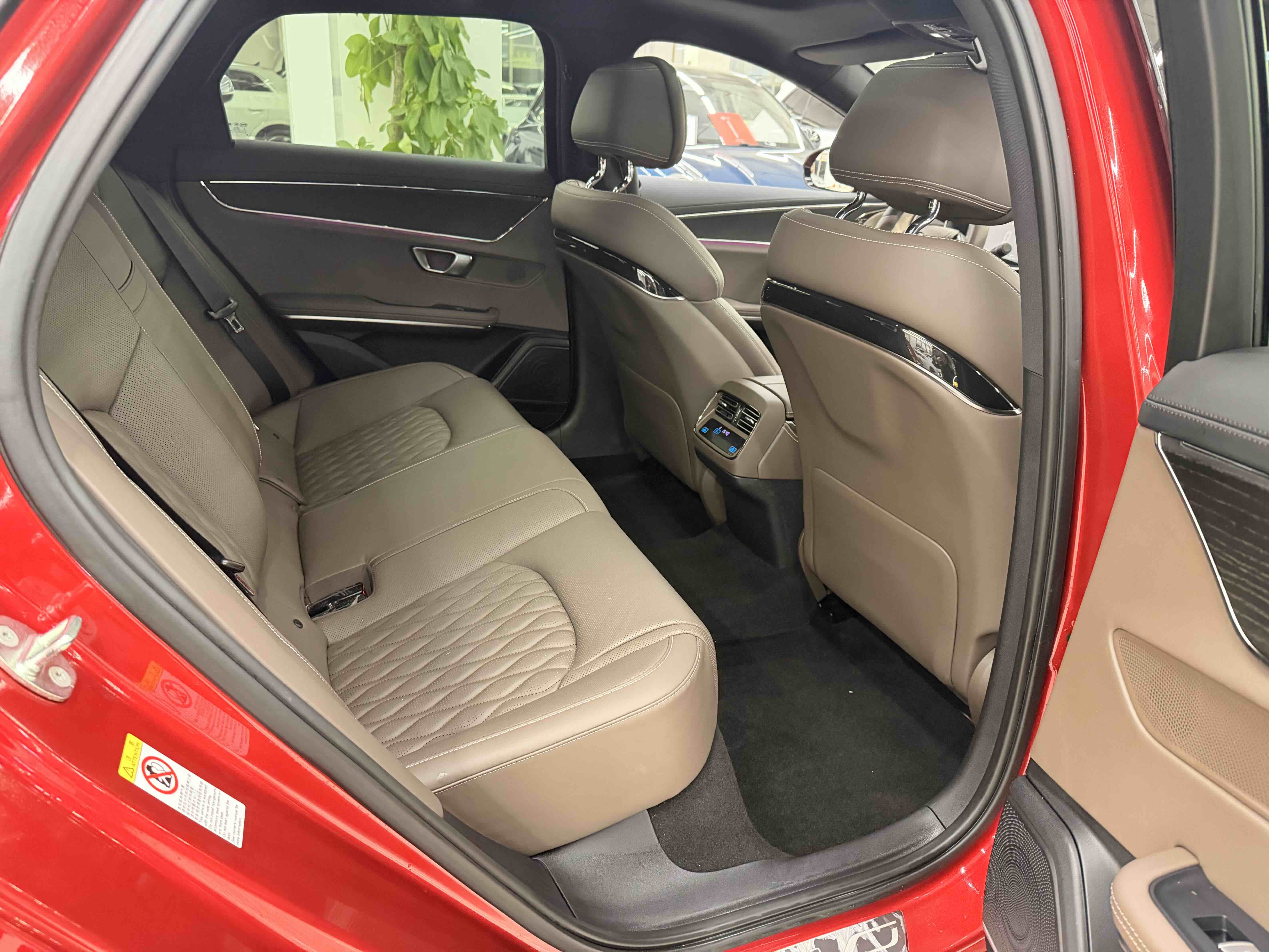 BYD Han 2021 immagine di auto #14