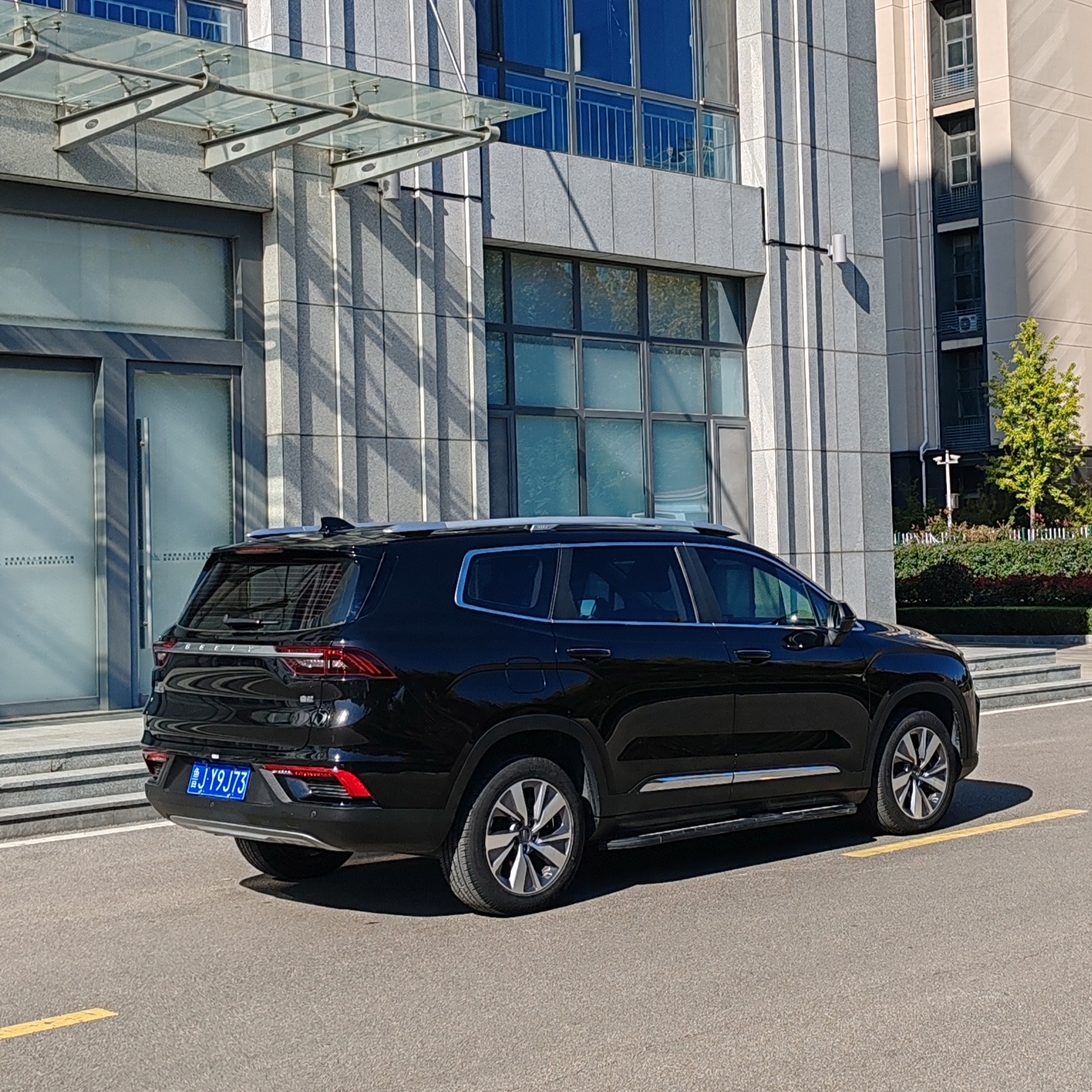 GEELY Okavango 2021 car image #14