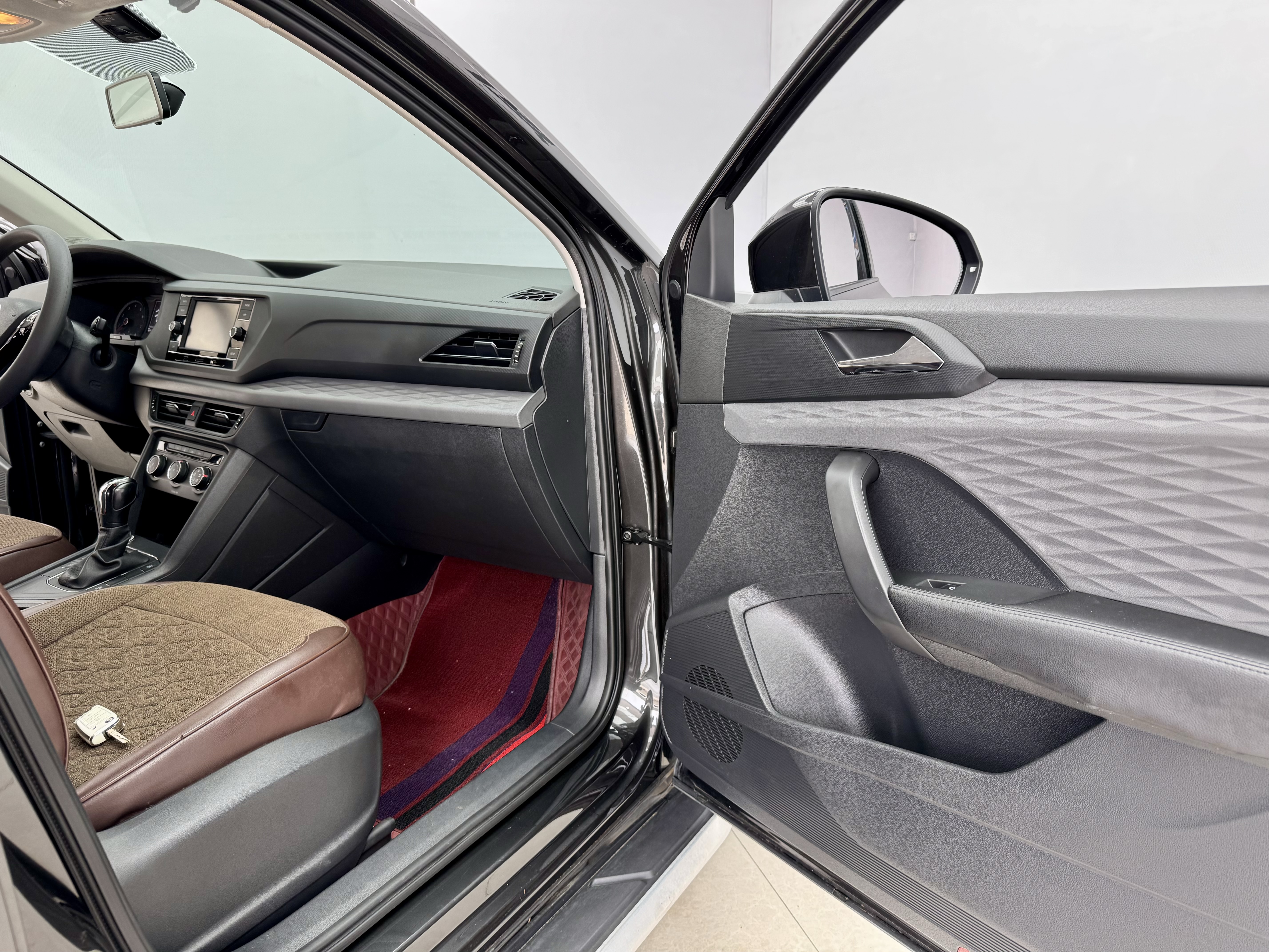 Volkswagen Tharu 2020 #14 Volkswagen Tharu 2020 car image #14