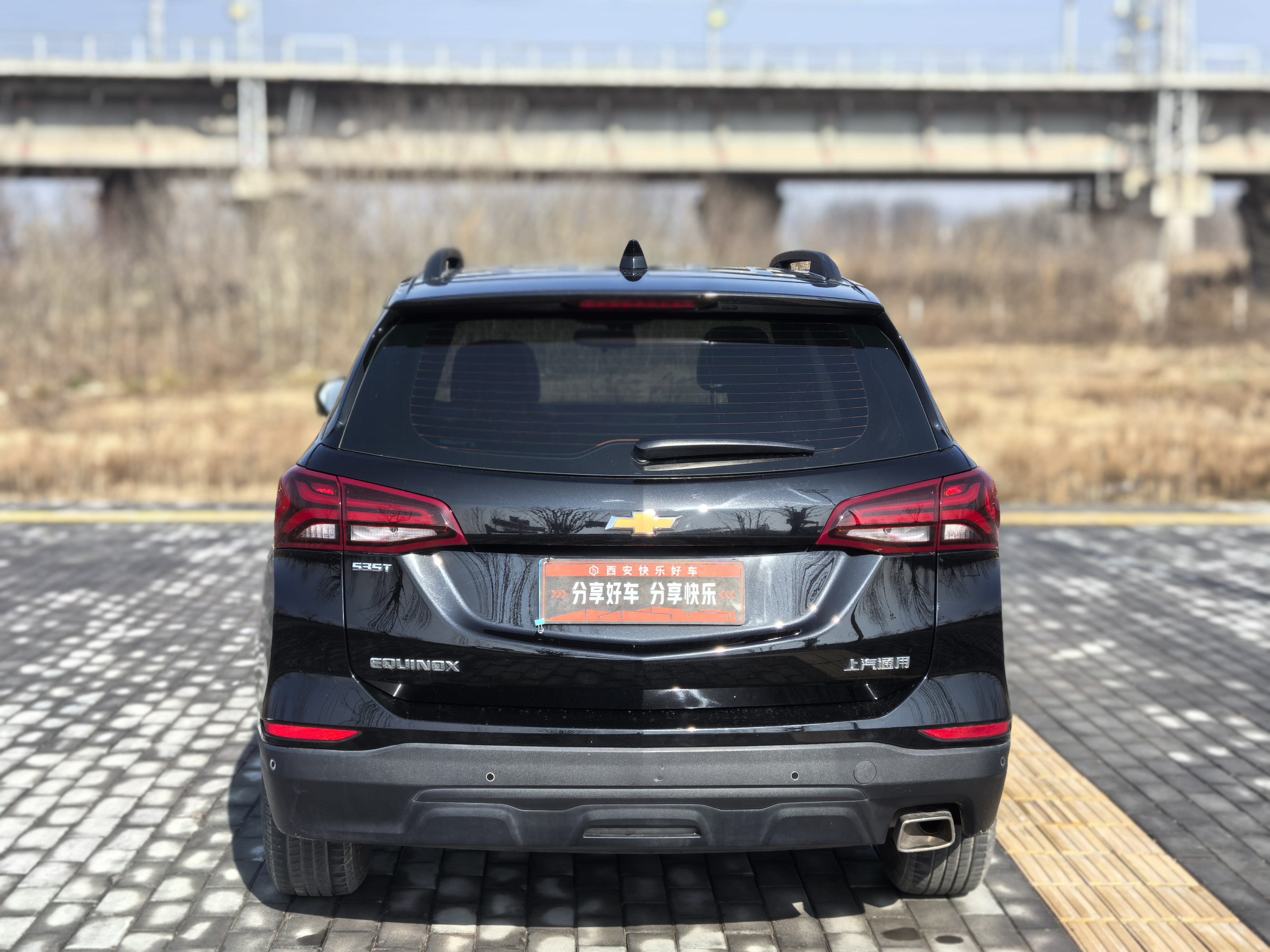 Chevrolet Equinox 2021 car image #14