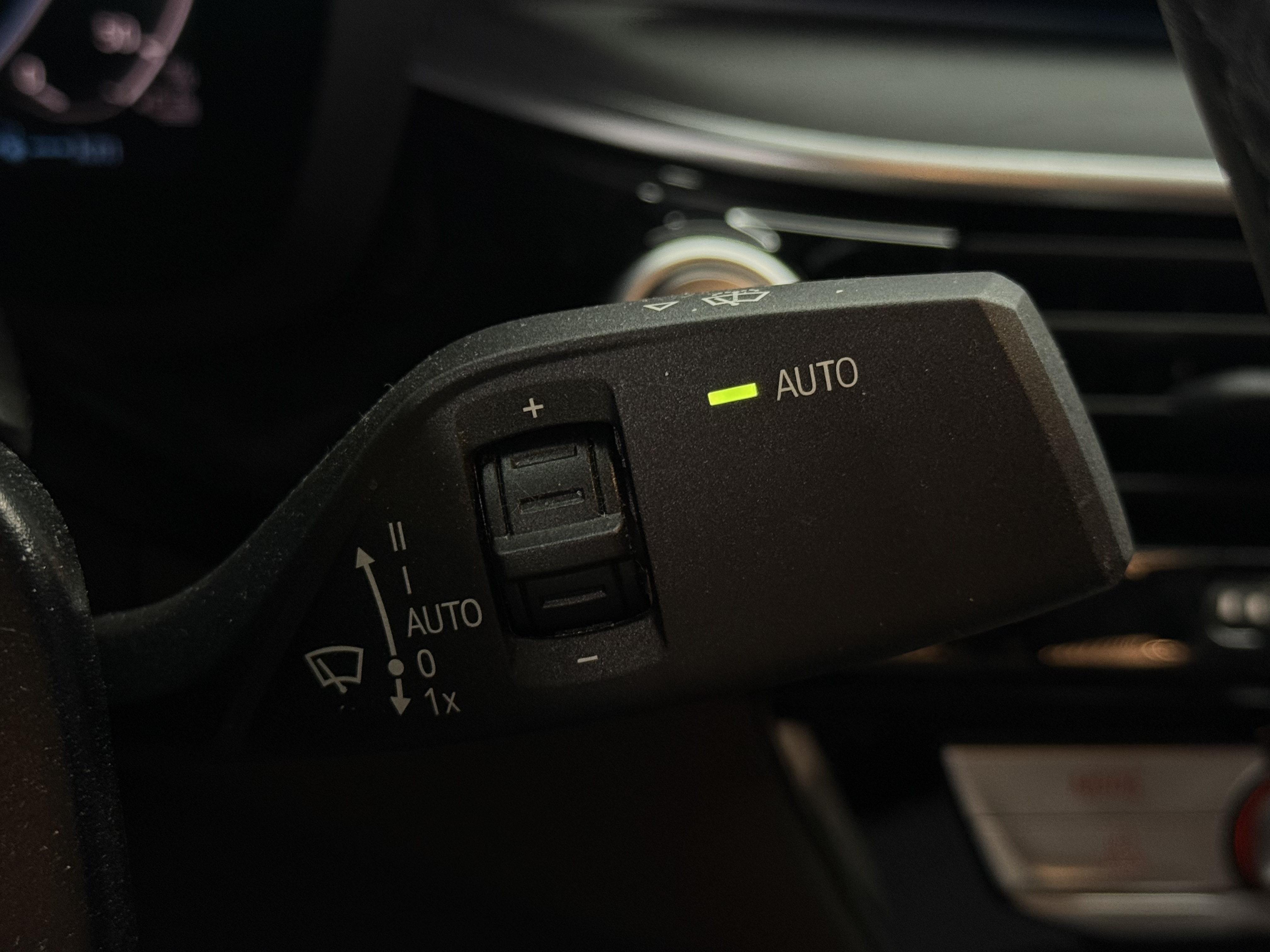 BMW 5 Series New Energy 2021 car image #14