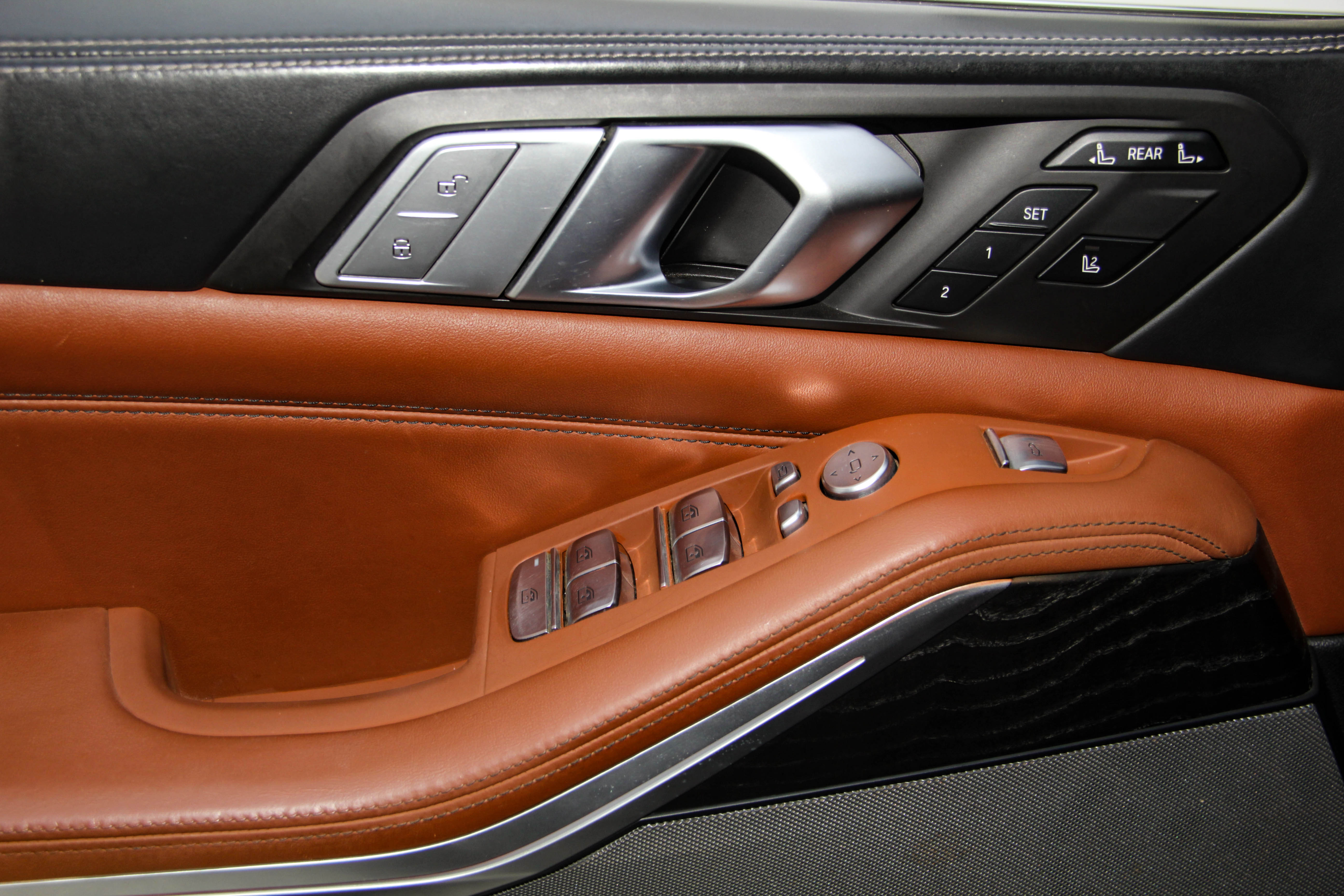 BMW X7 2021 immagine di auto #14