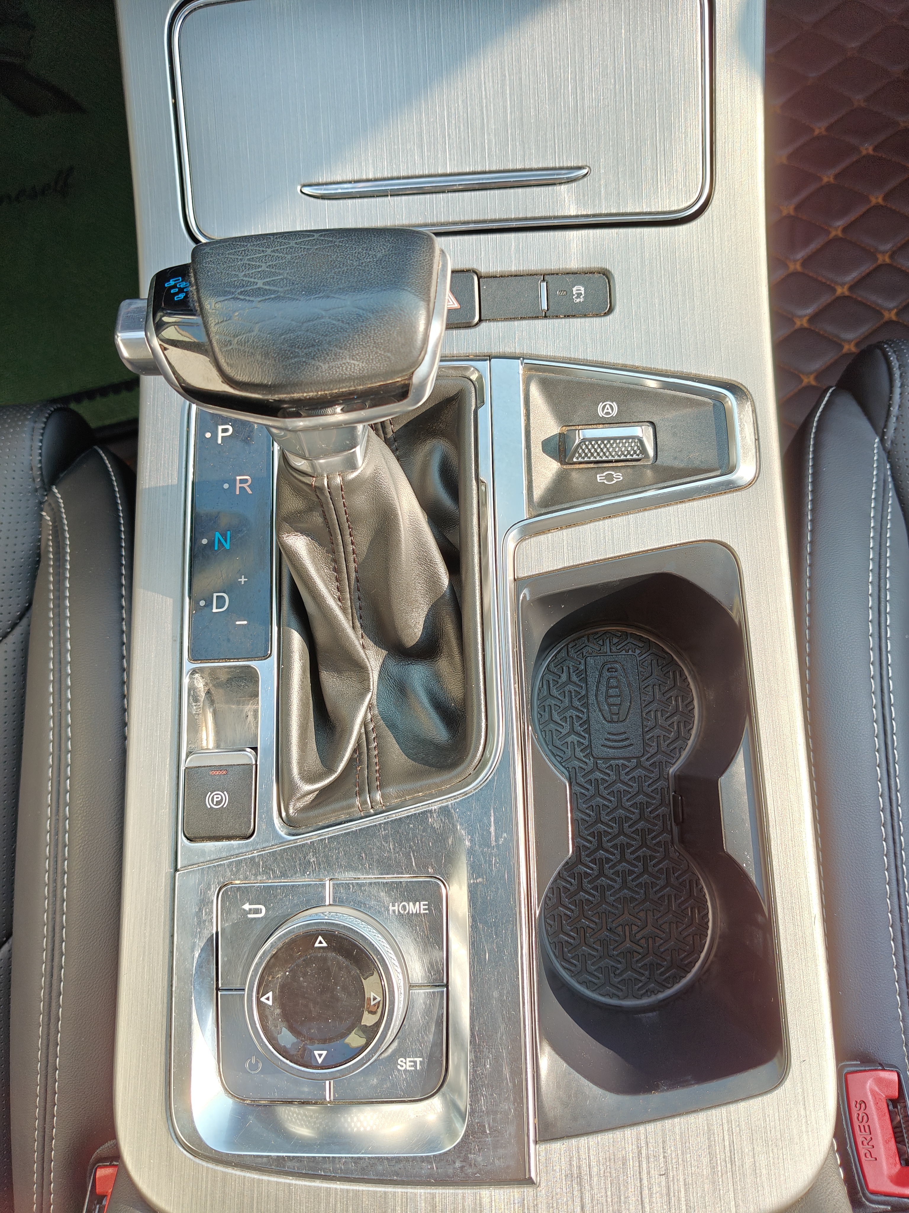 Jetour X70 PLUS 2020 #14 Jetour X70 PLUS 2020 car image #14