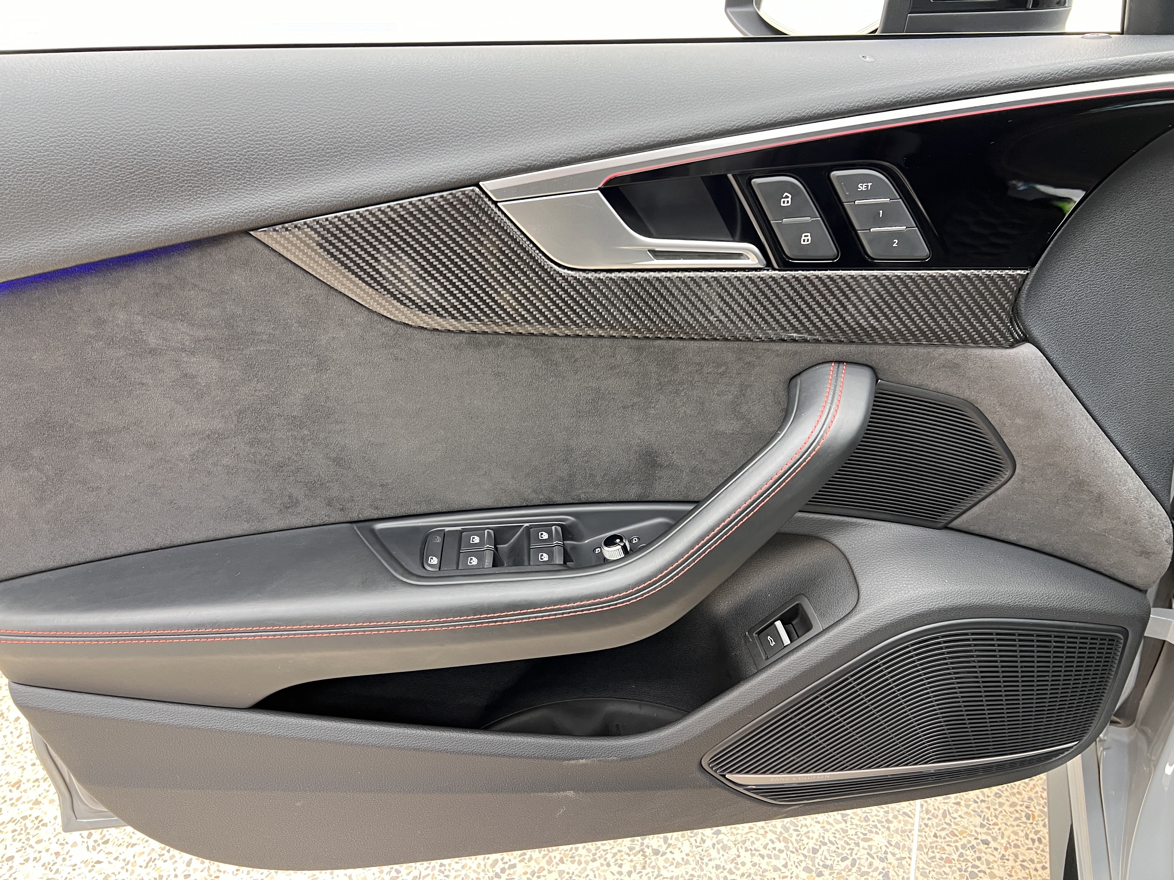 Audi RS 4 2021 car image #14