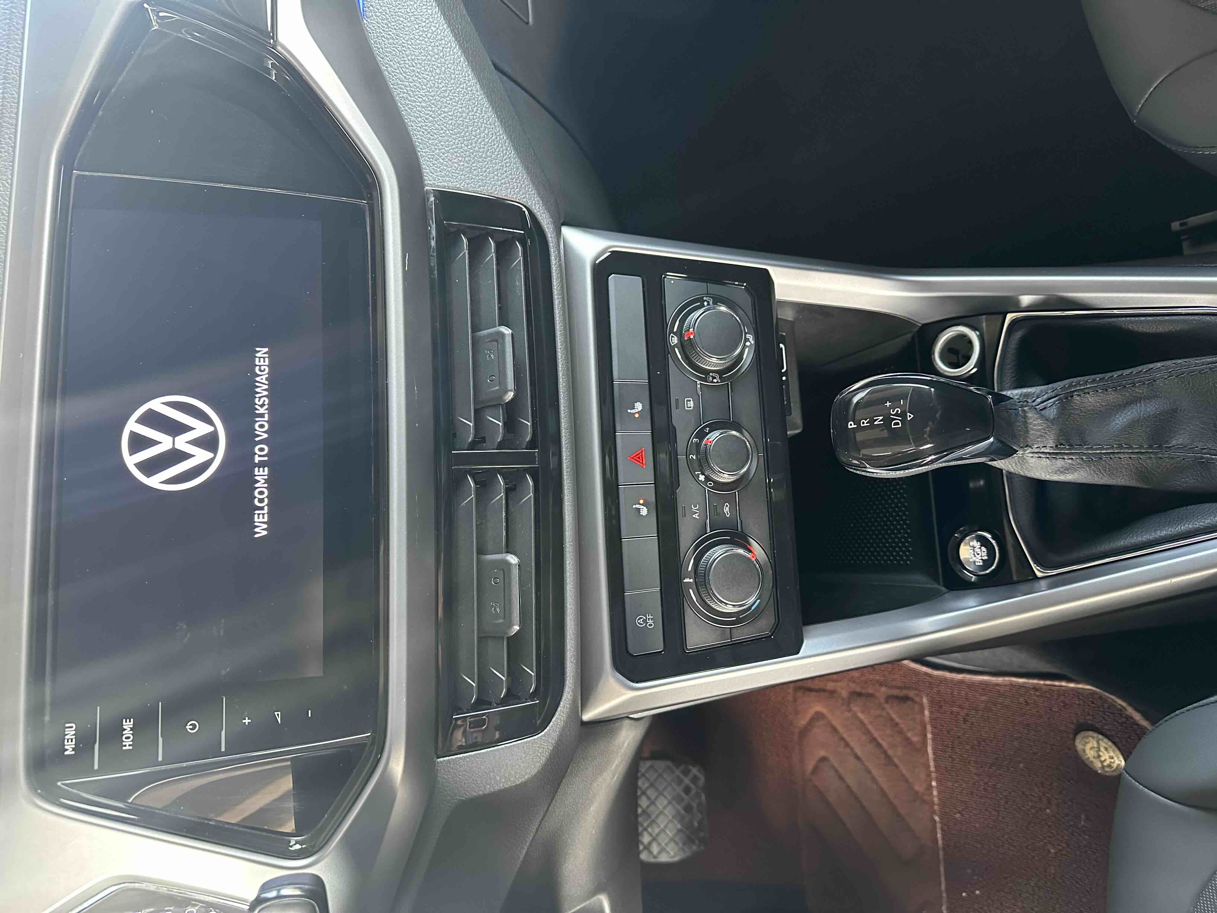 Volkswagen T-Cross 2021 #14 Volkswagen T-Cross 2021 car image #14